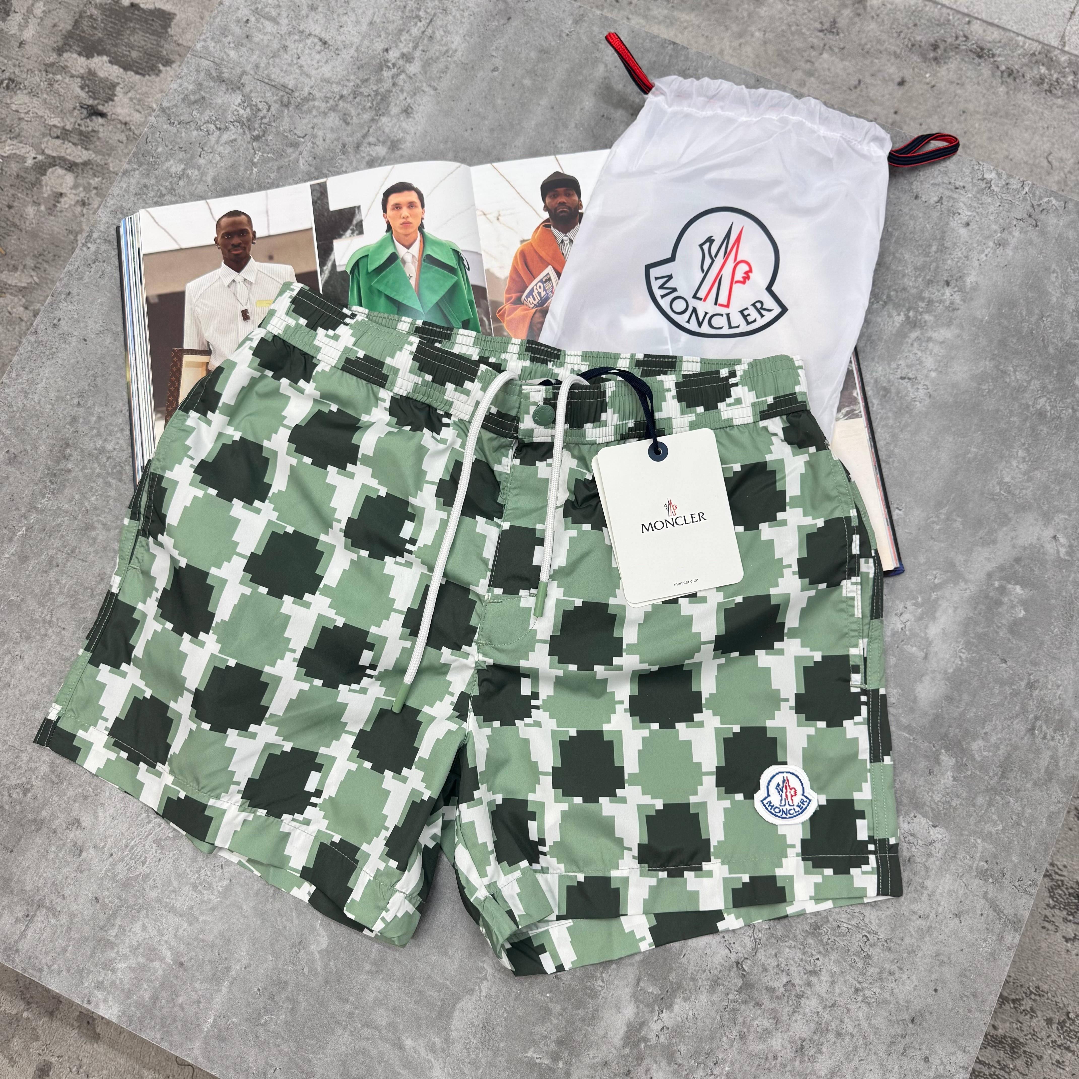 PIXEL BAGGED SWIMS - GREEN