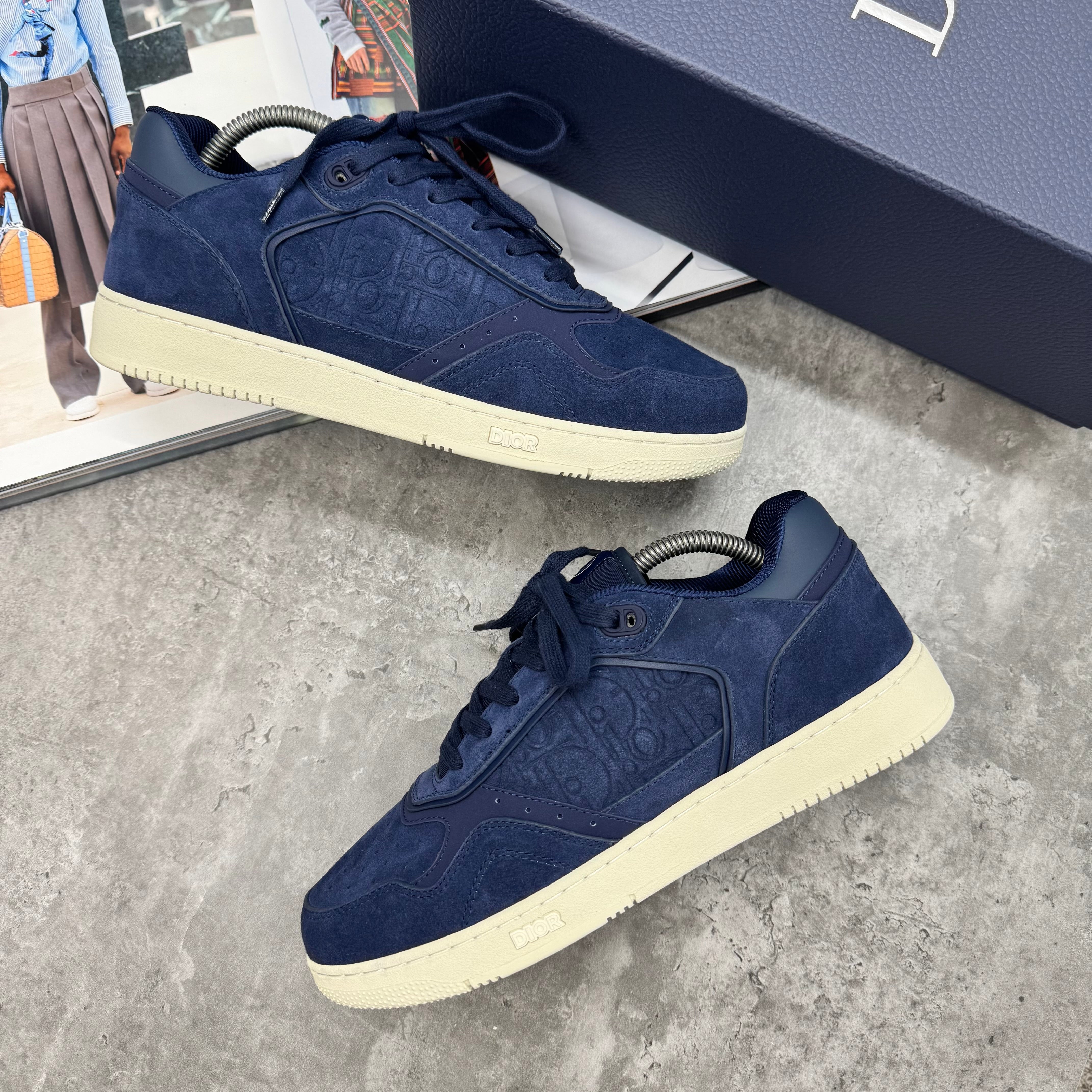 B27 - TRAINERS - NAVY SUEDE