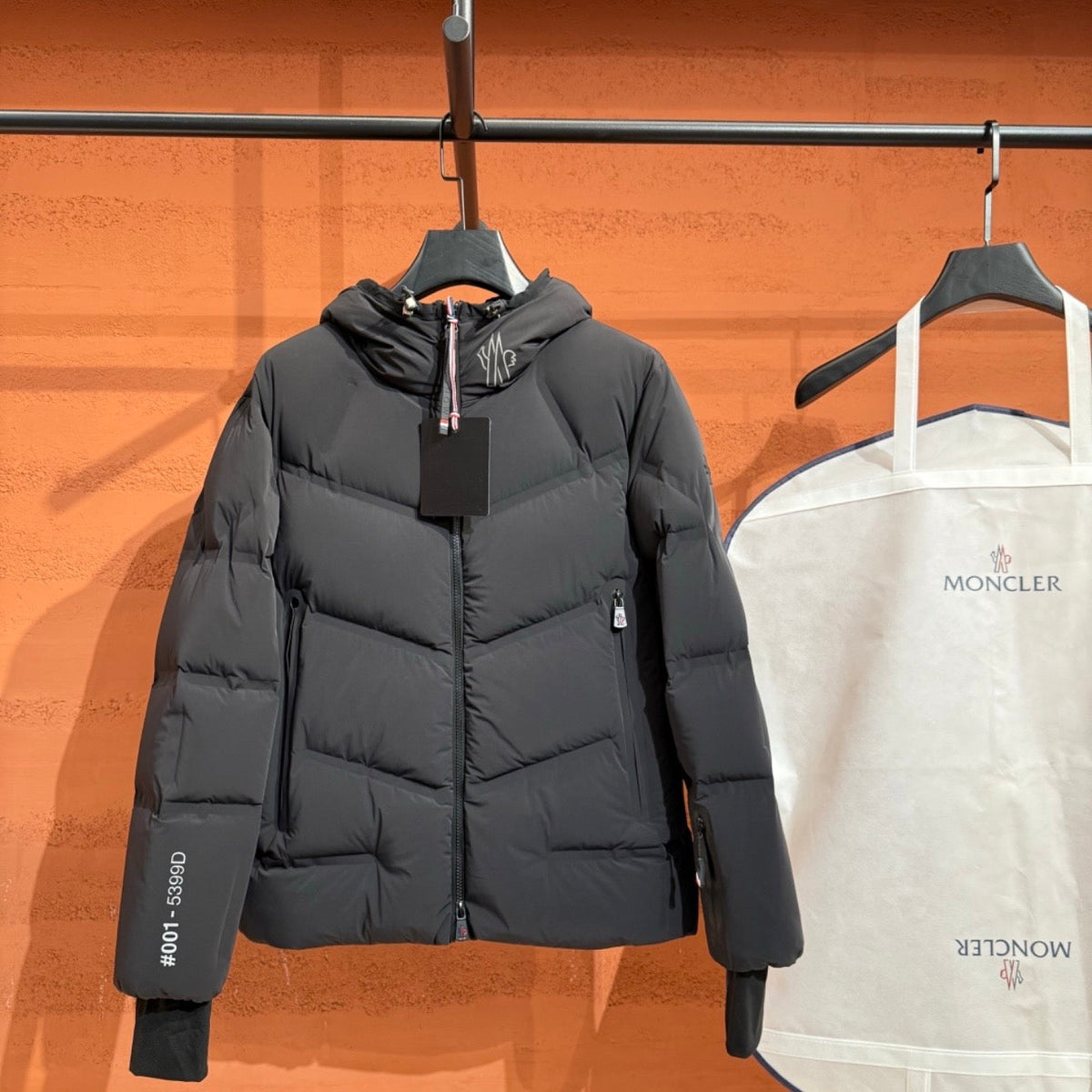 MNCLR REFLECTIVE GRENOBLE COAT - BLACK