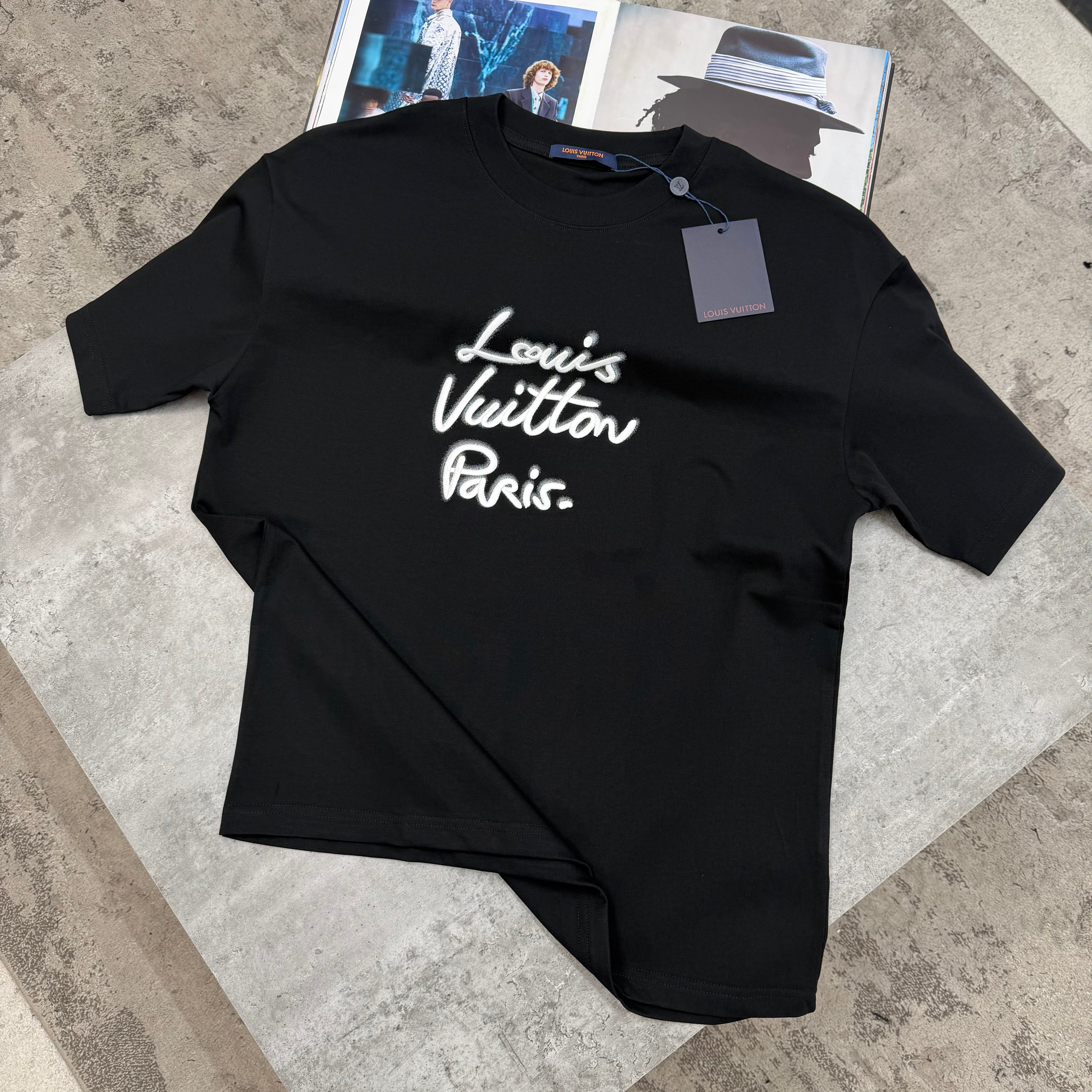 LVE - PARIS - T-SHIRT - BLACK