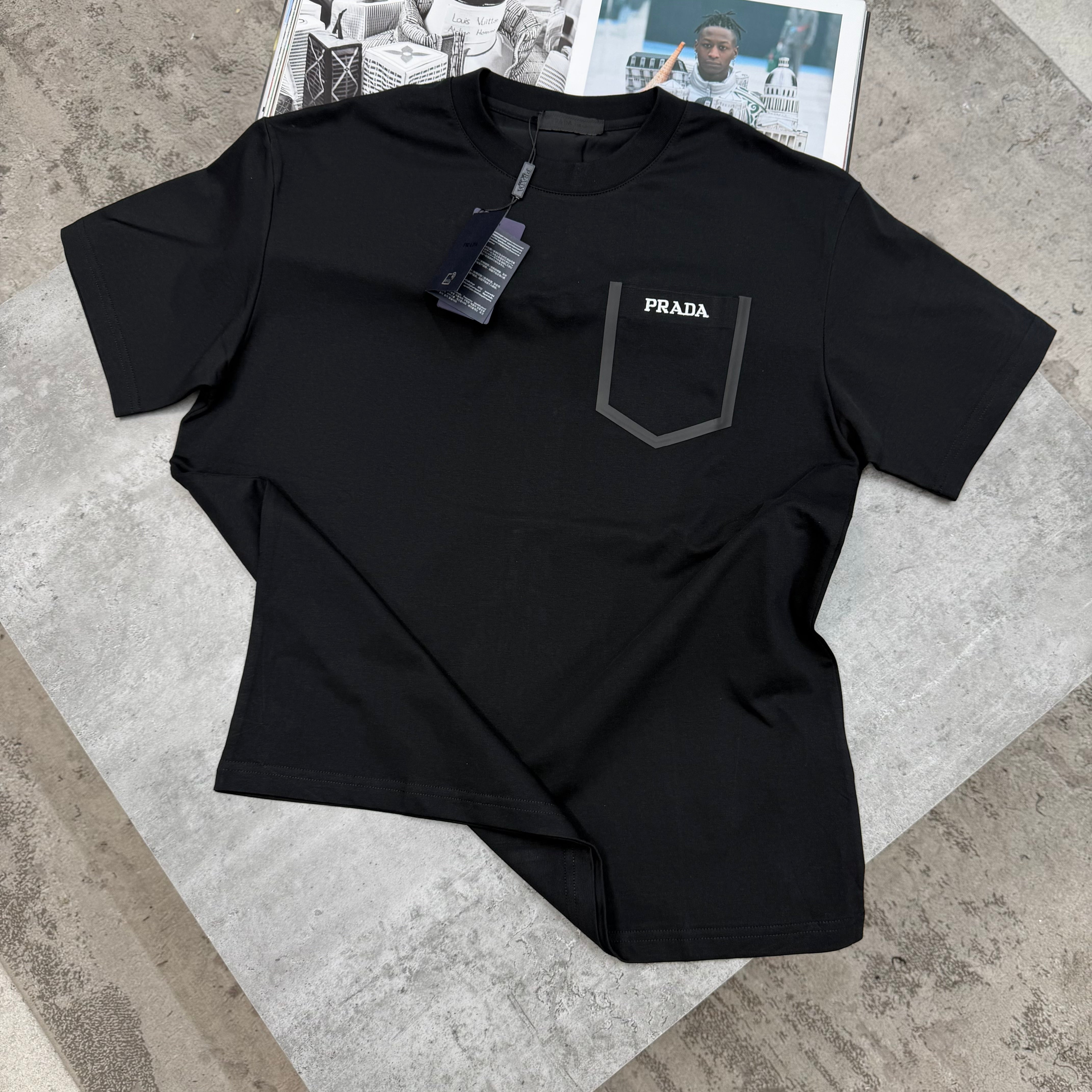 PDA - POCKET T-SHIRT - BLACK