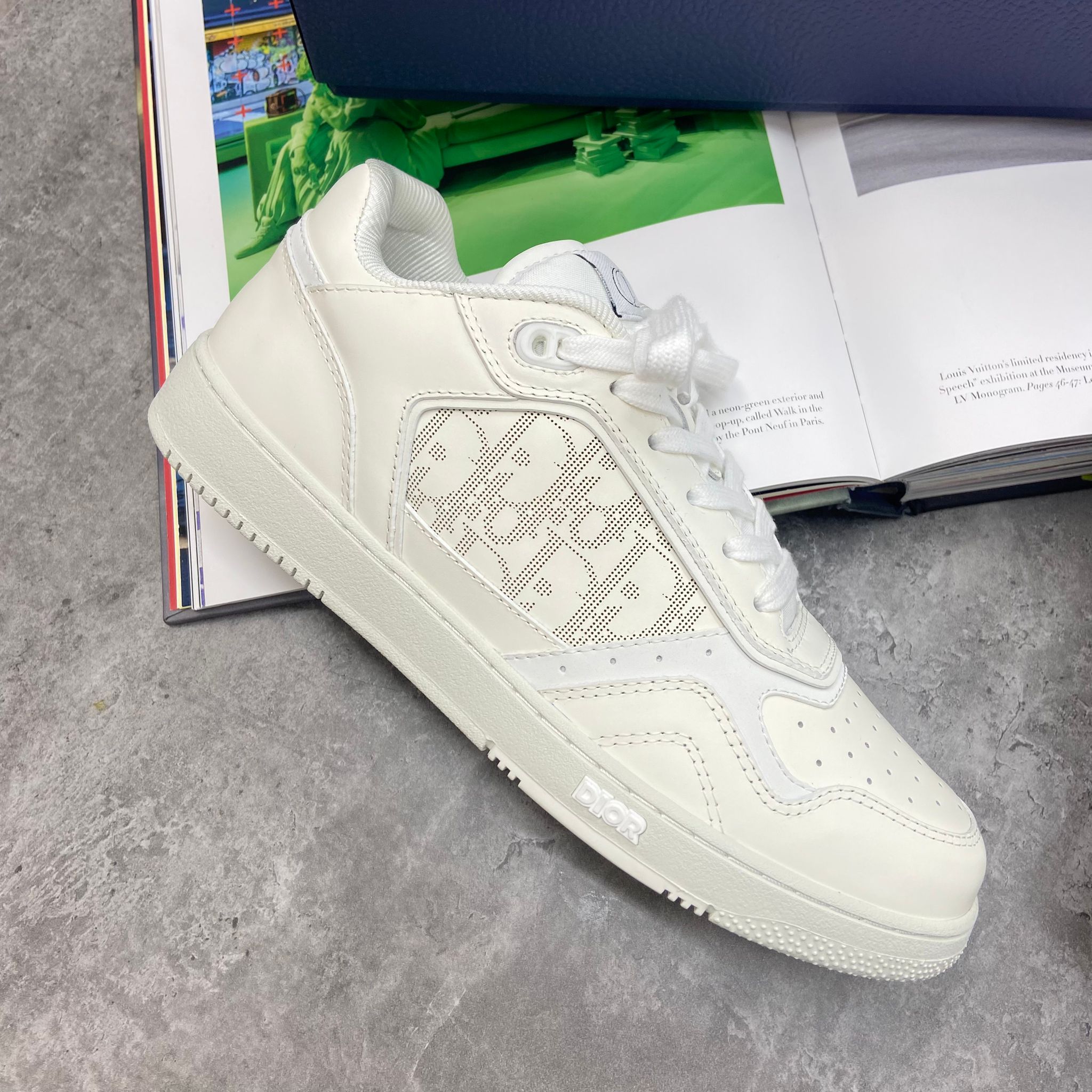 (PRE-ORDER) B27 - TRAINERS