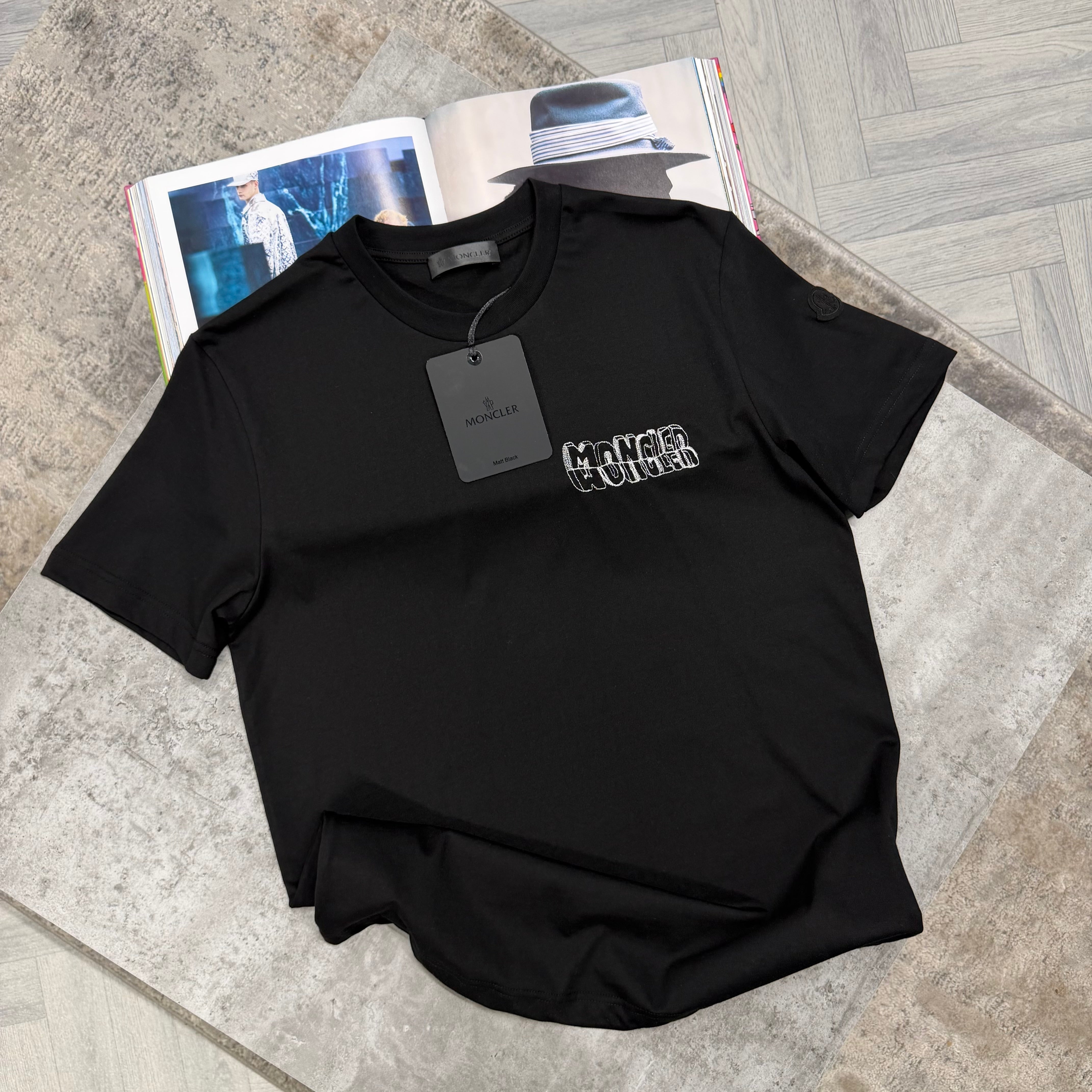 MNCLR SKETCH T SHIRT - BLACK