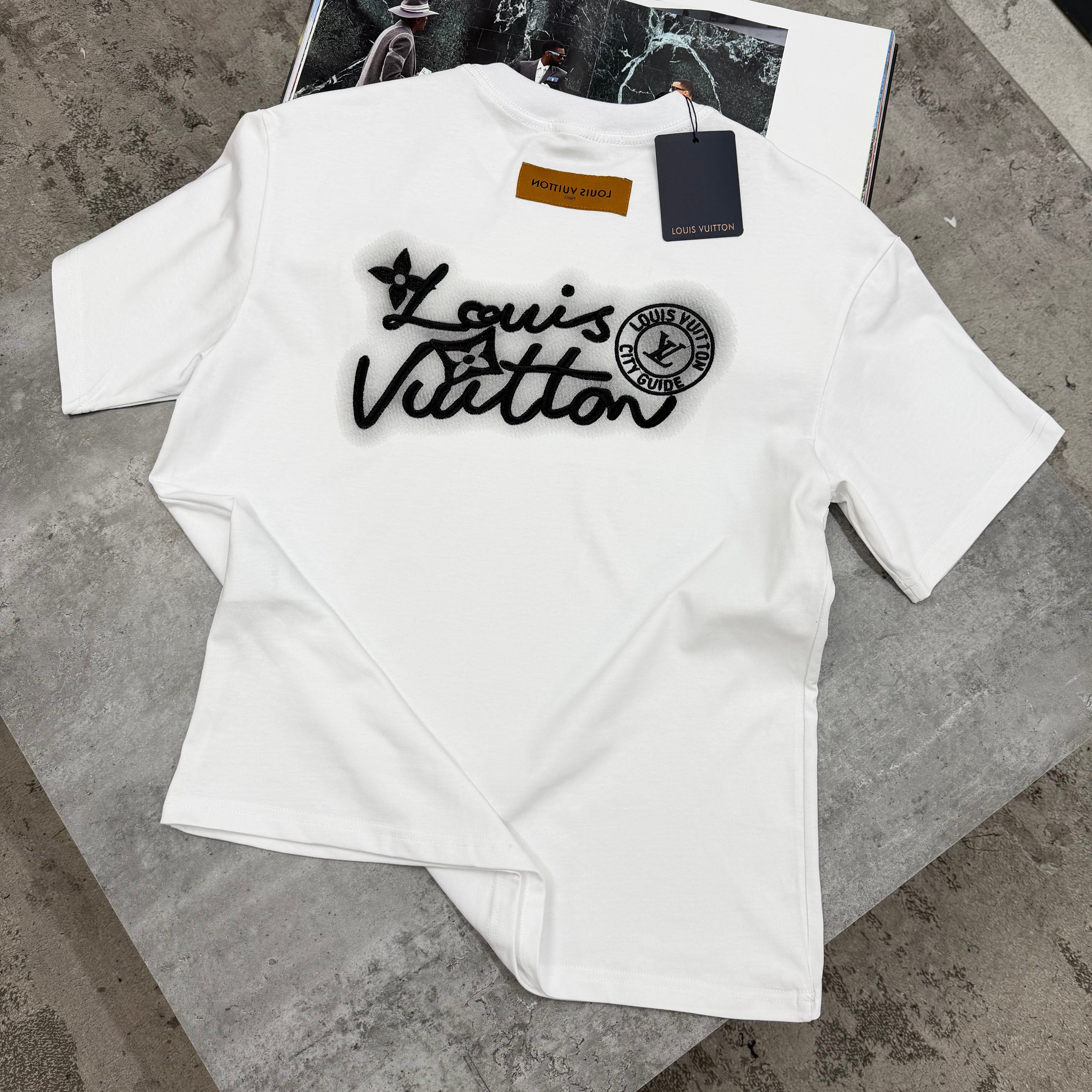 LVE - T-SHIRT - WHITE