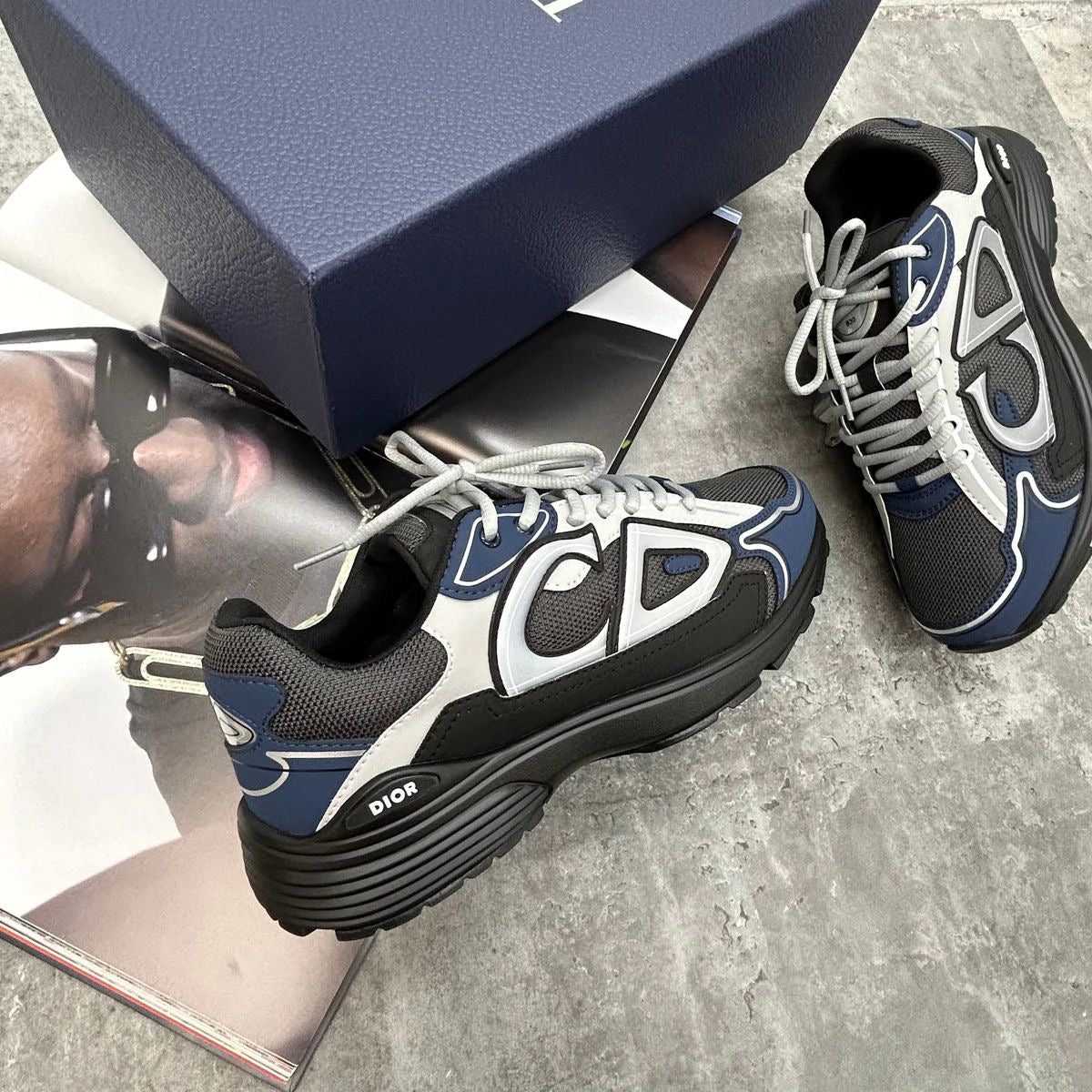 (PRE-ORDER) B30 - TRAINERS - NAVY/BLACK
