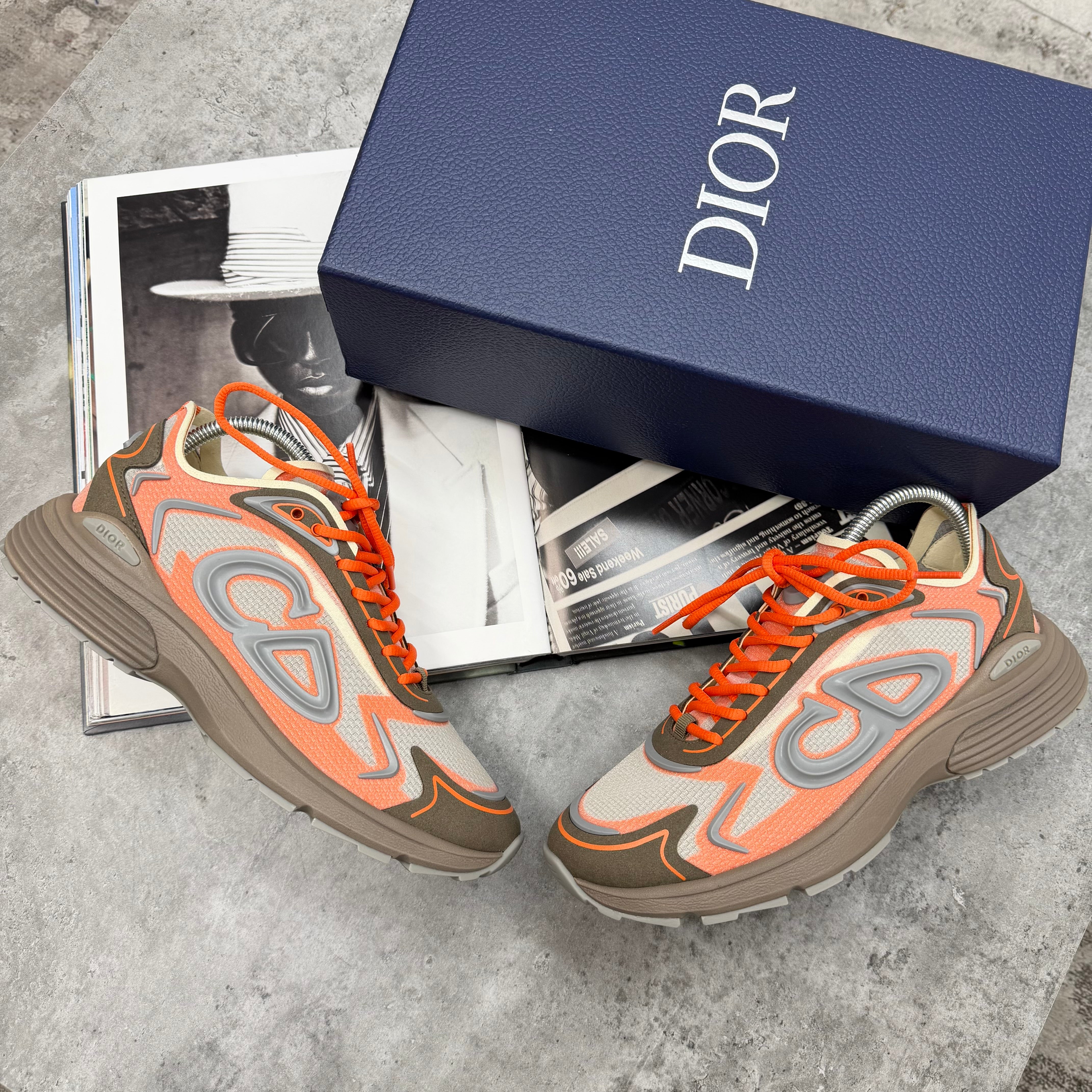 B30 - TRAINERS - ORANGE/FROSTED