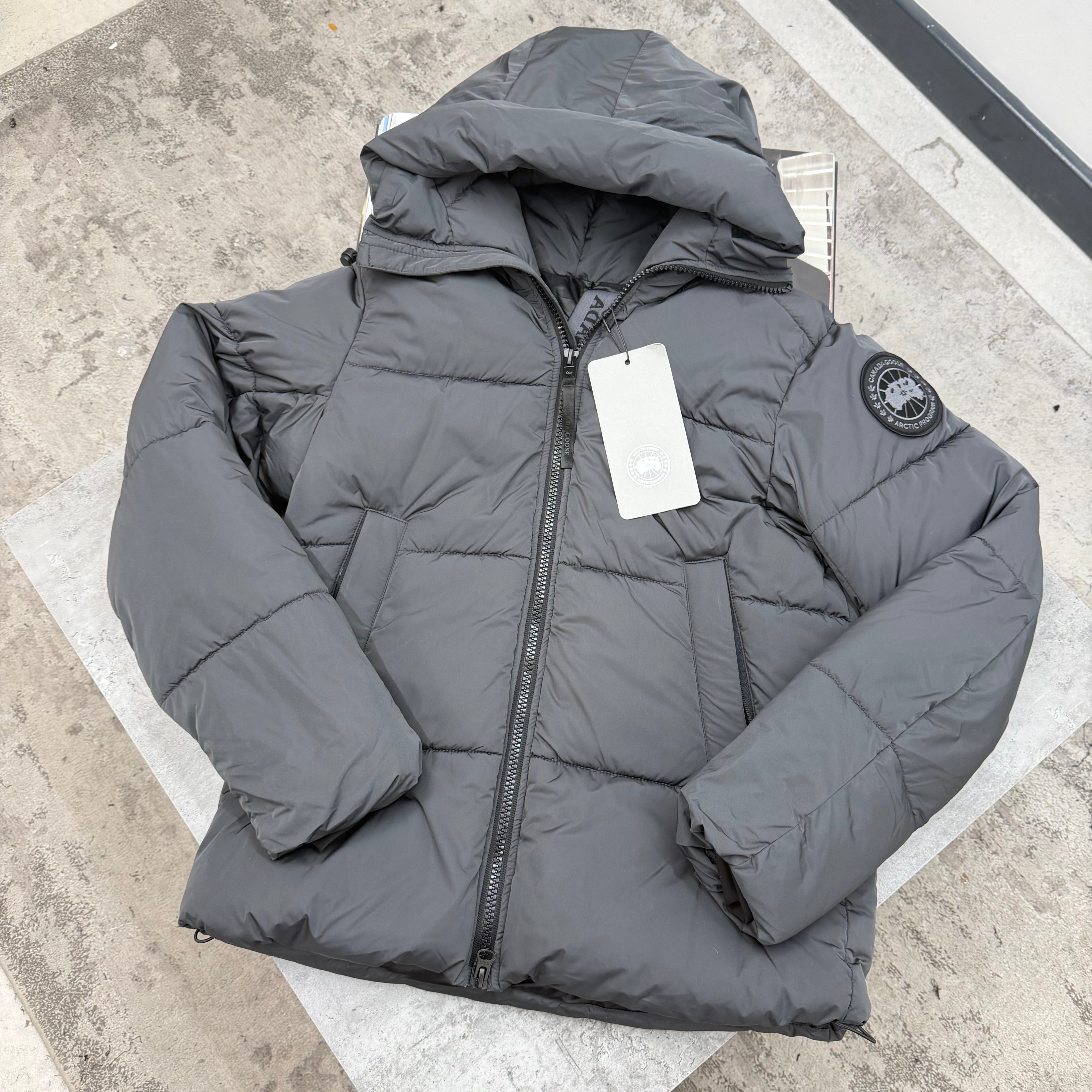CROFTON PUFFER - CHARCOAL