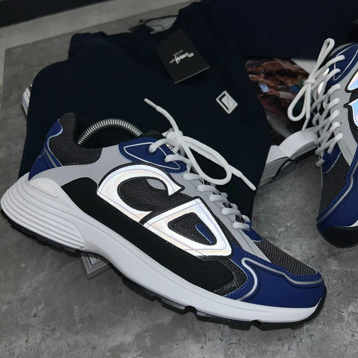 B30 - TRAINERS - NAVY/WHITE