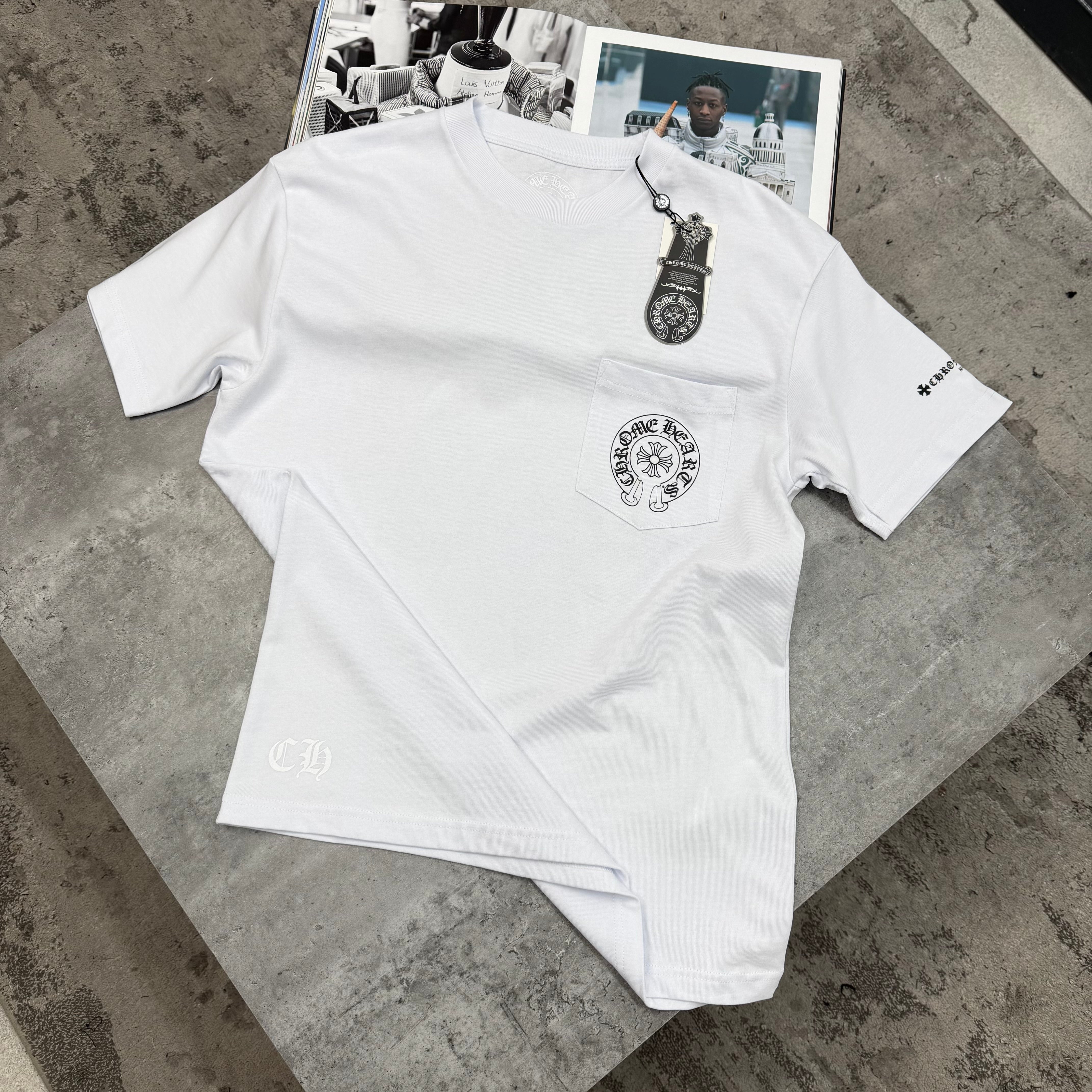 CH - T-SHIRT - WHITE