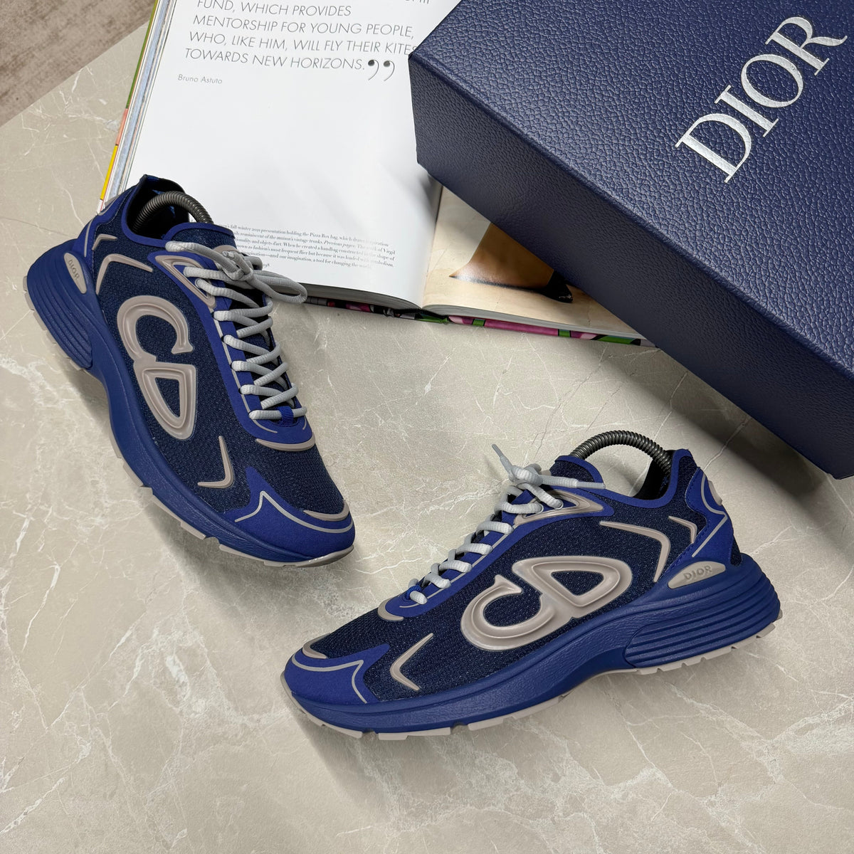 B30 TRAINER - ROYAL BLUE / NAVY FROST