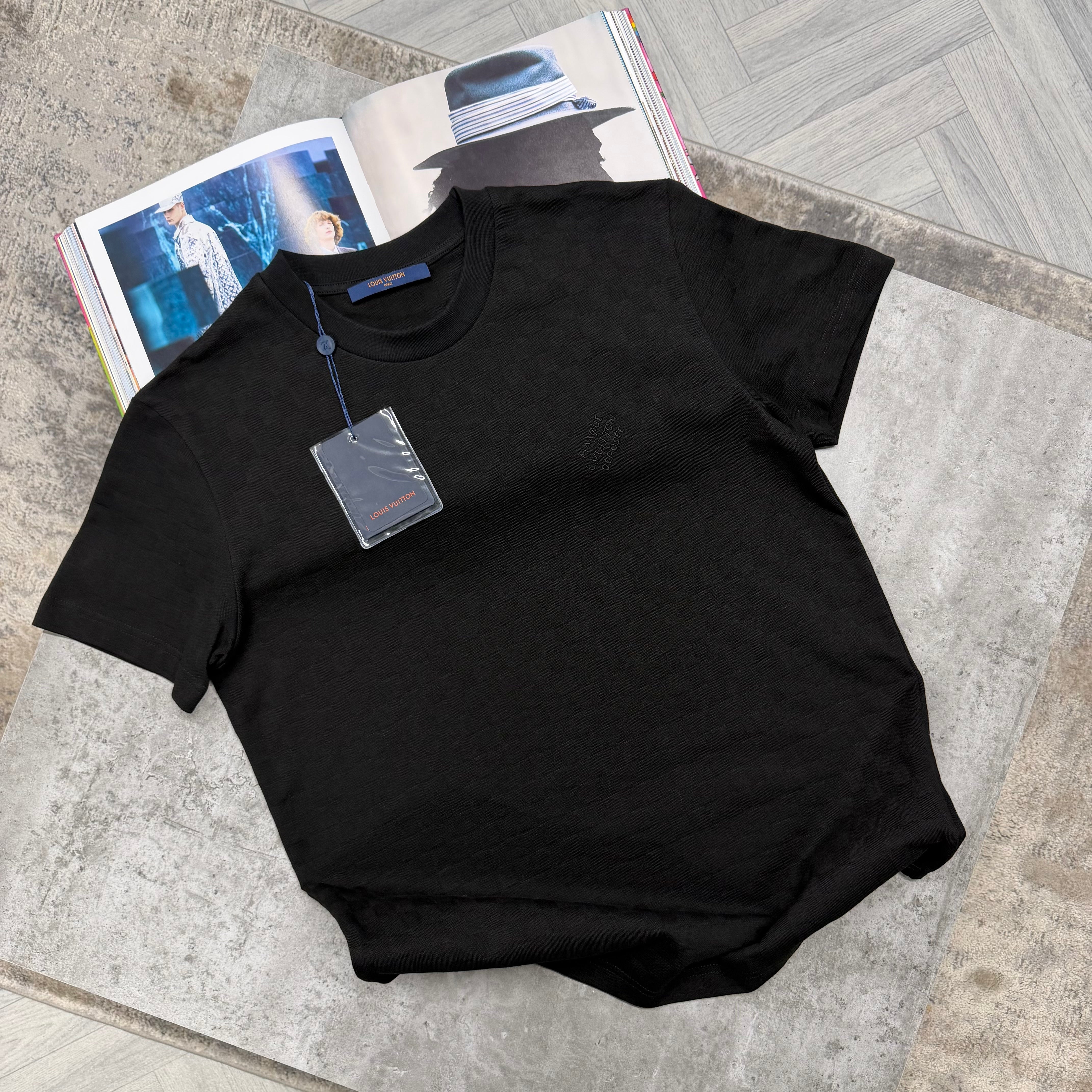 LVE DAMIER T SHIRT - BLACK