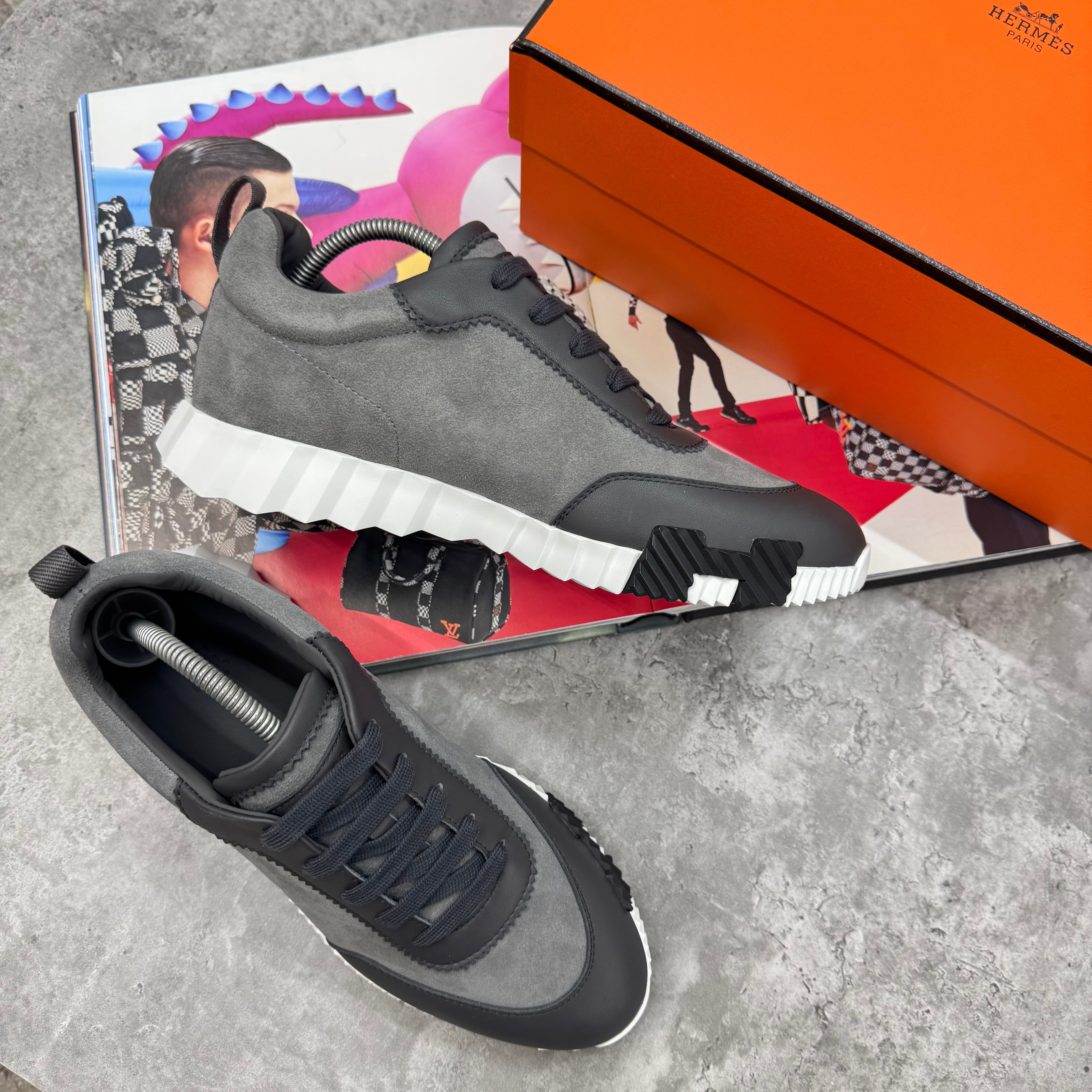 (PRE ORDER) HMES - TRAINERS - GREY/CHARCOAL