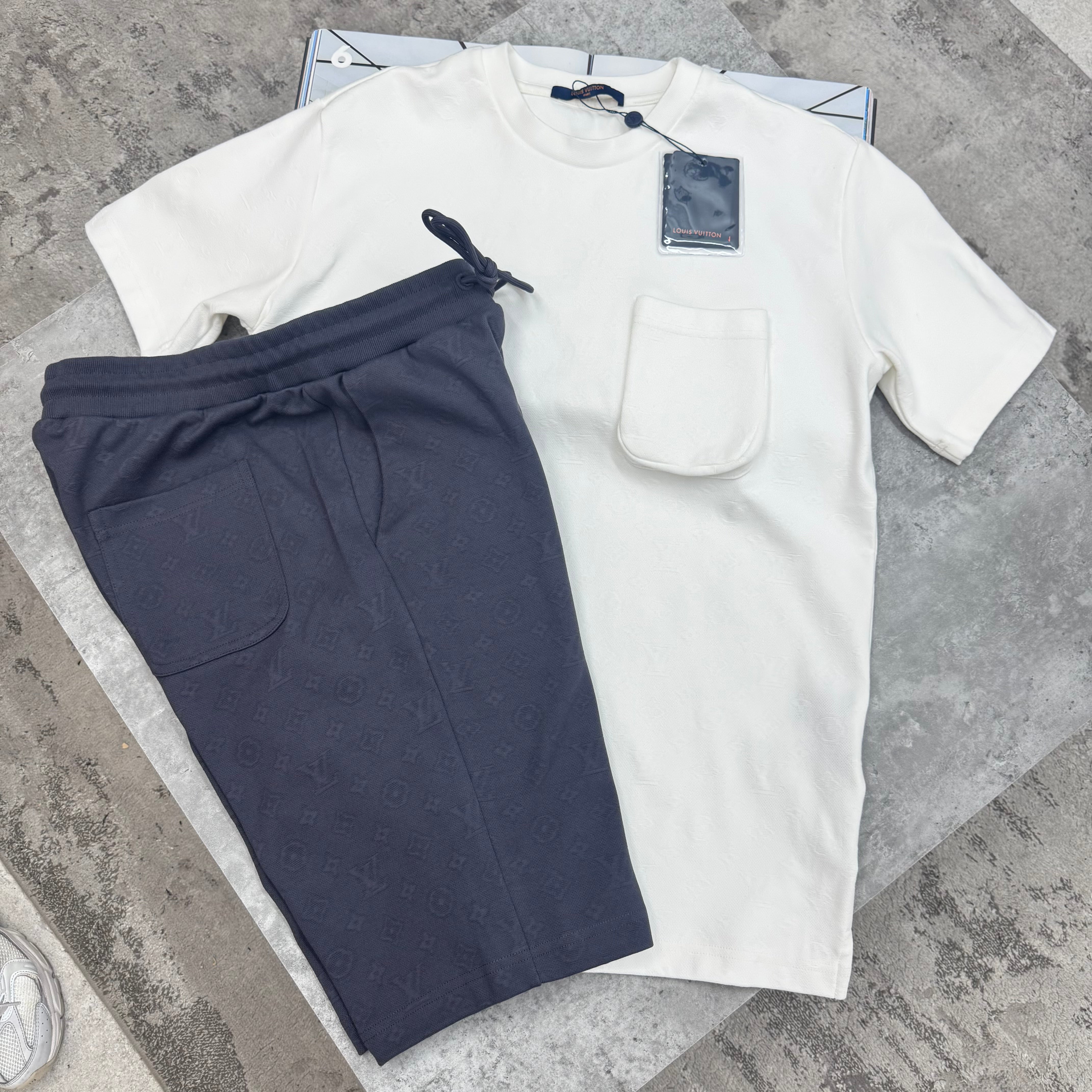 LVE - POCKET SHORTS - CHARCOAL