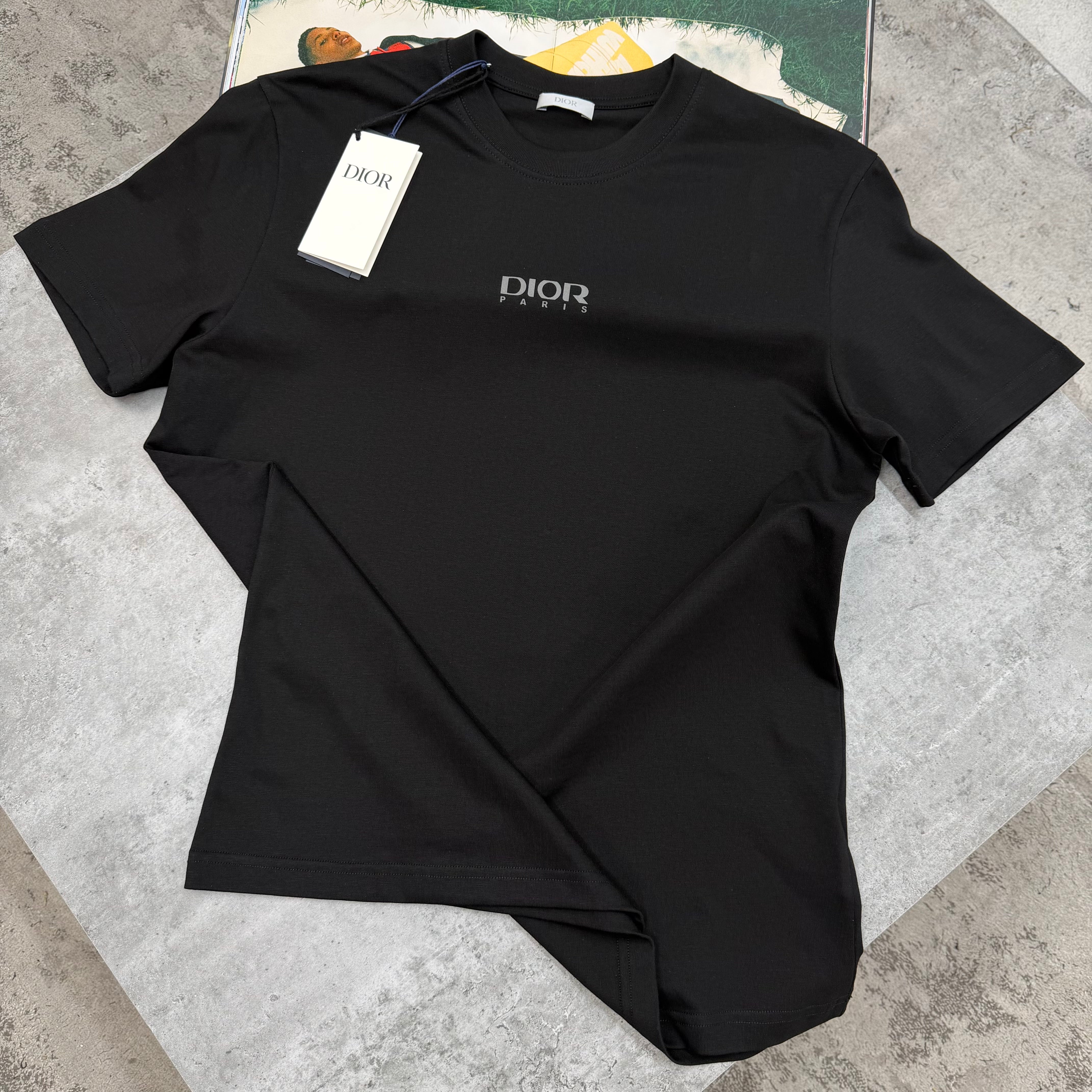 CD - T-SHIRT - BLACK