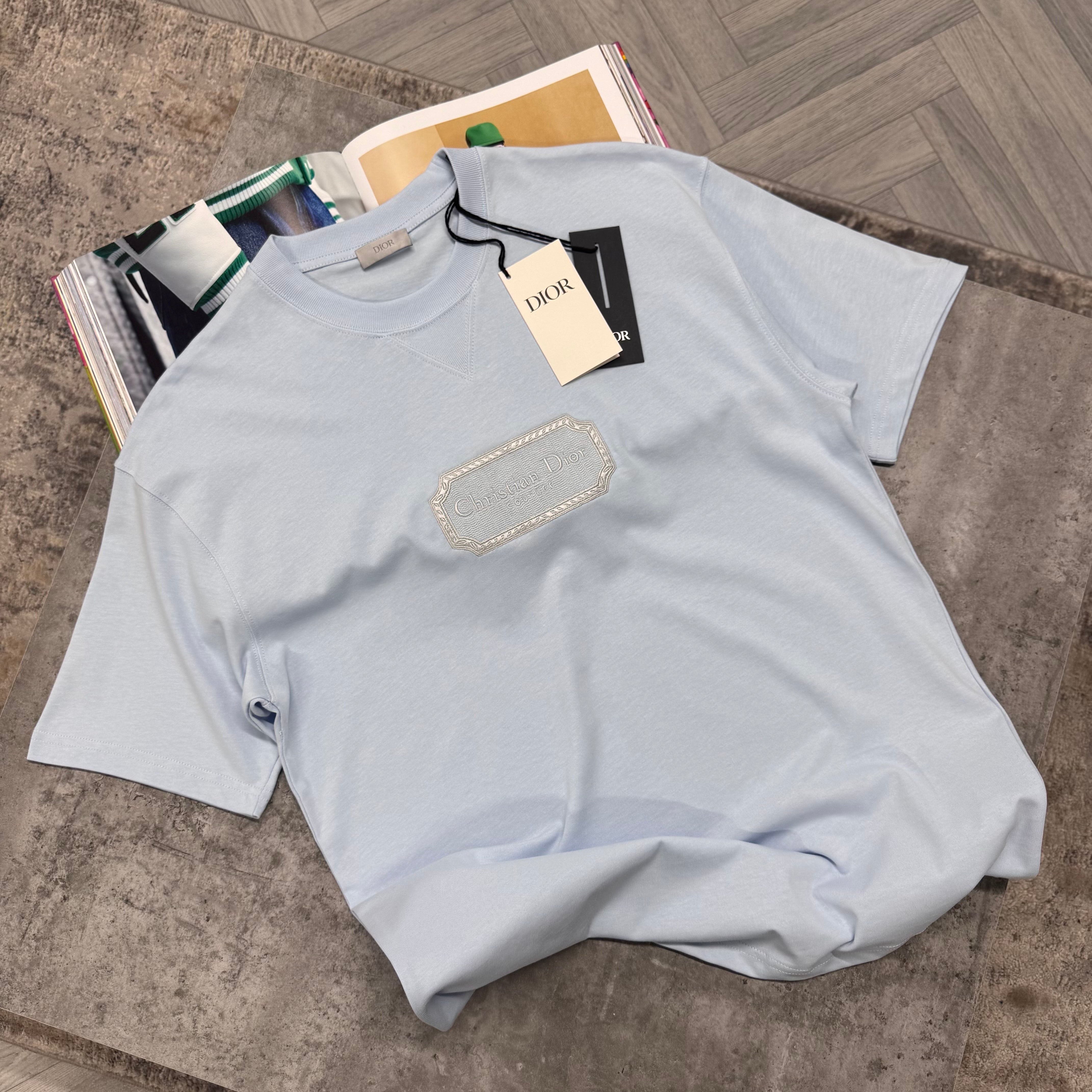 CD COUTURE T SHIRT - SKY BLUE