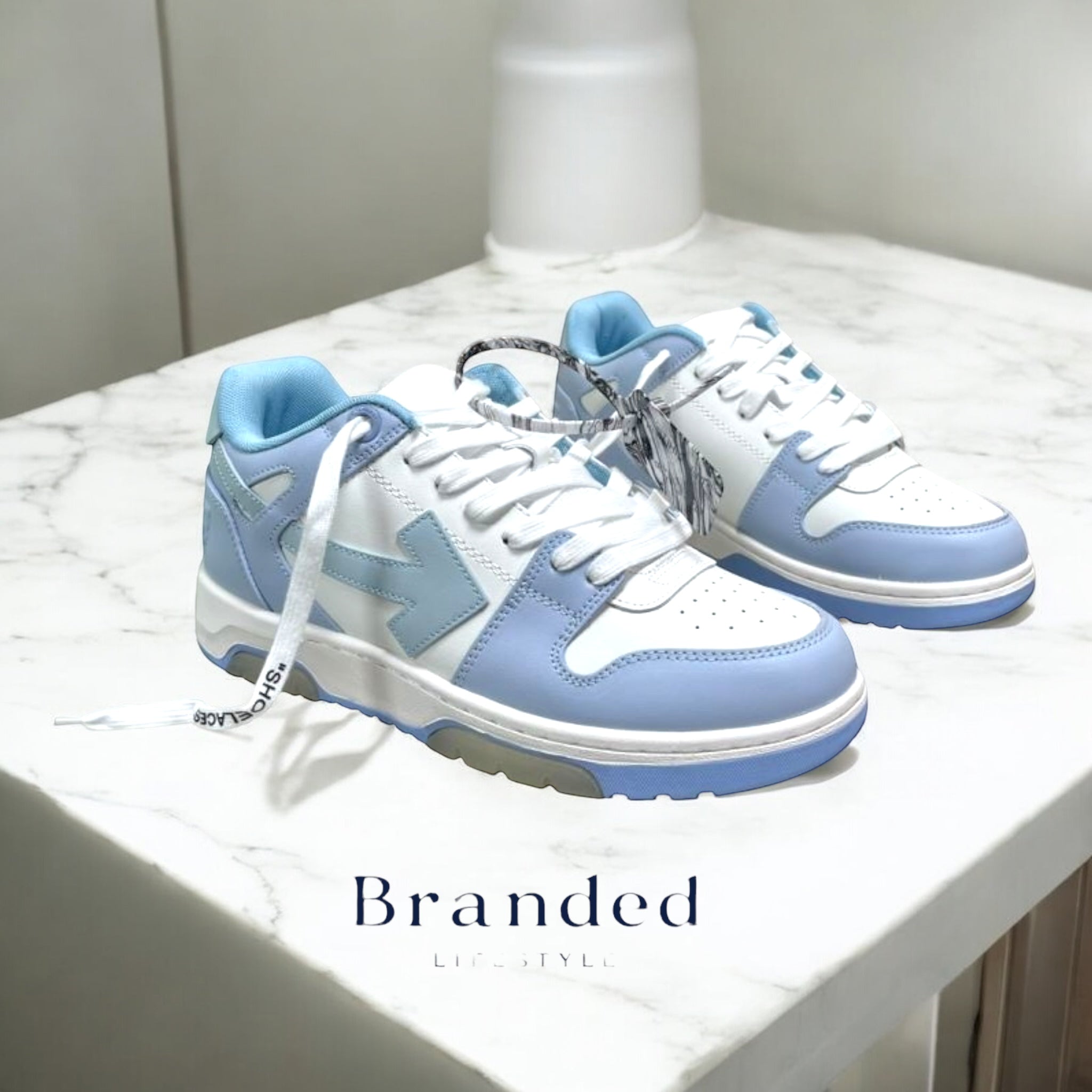 (PRE-ORDER) OW - OUT OF OFFICE TRAINER