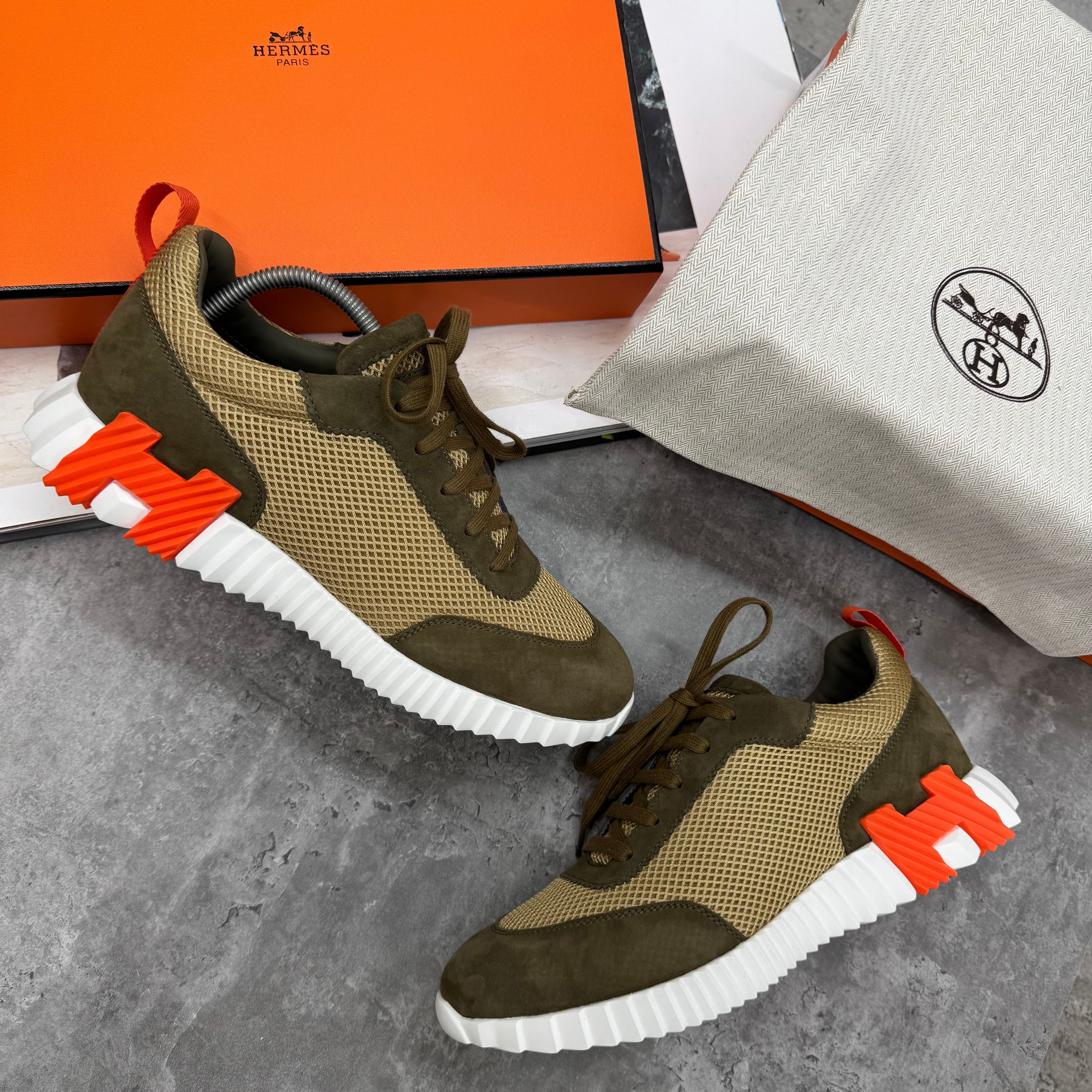 (PRE-ORDER) HMES - TRAINERS - KHAKI