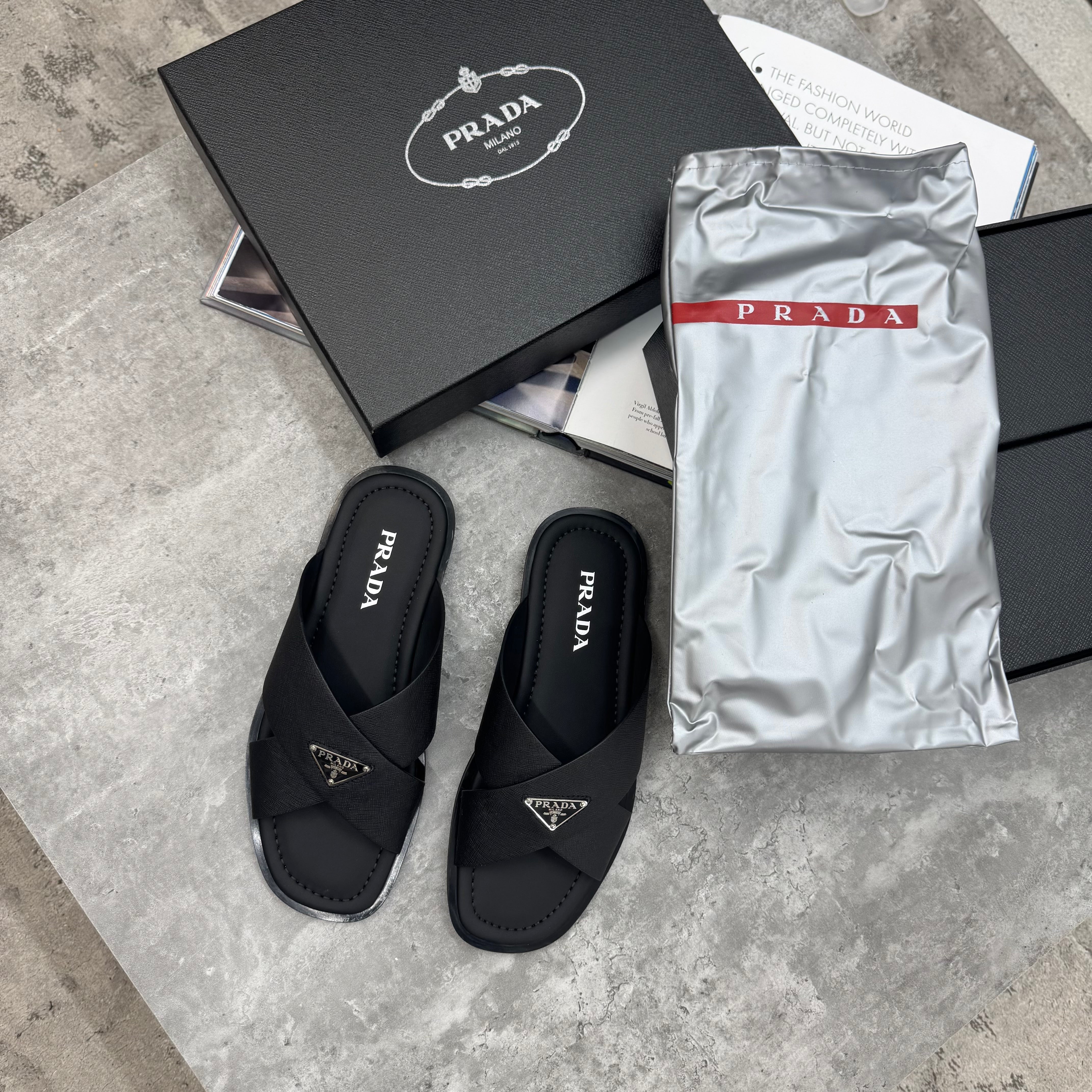 (PRE-ORDER) PDA - SLIDES - BLACK