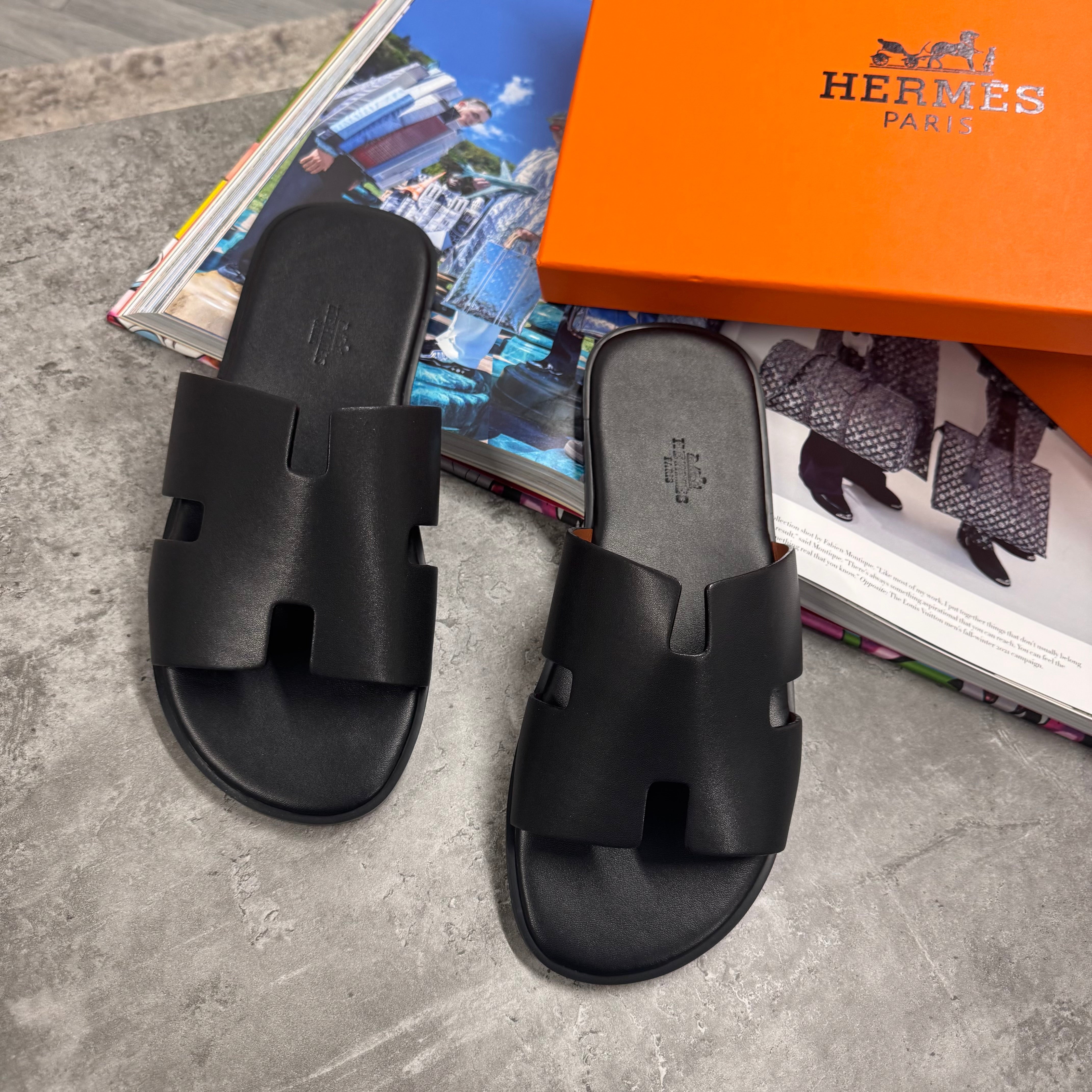 H SLIDES - BLACK
