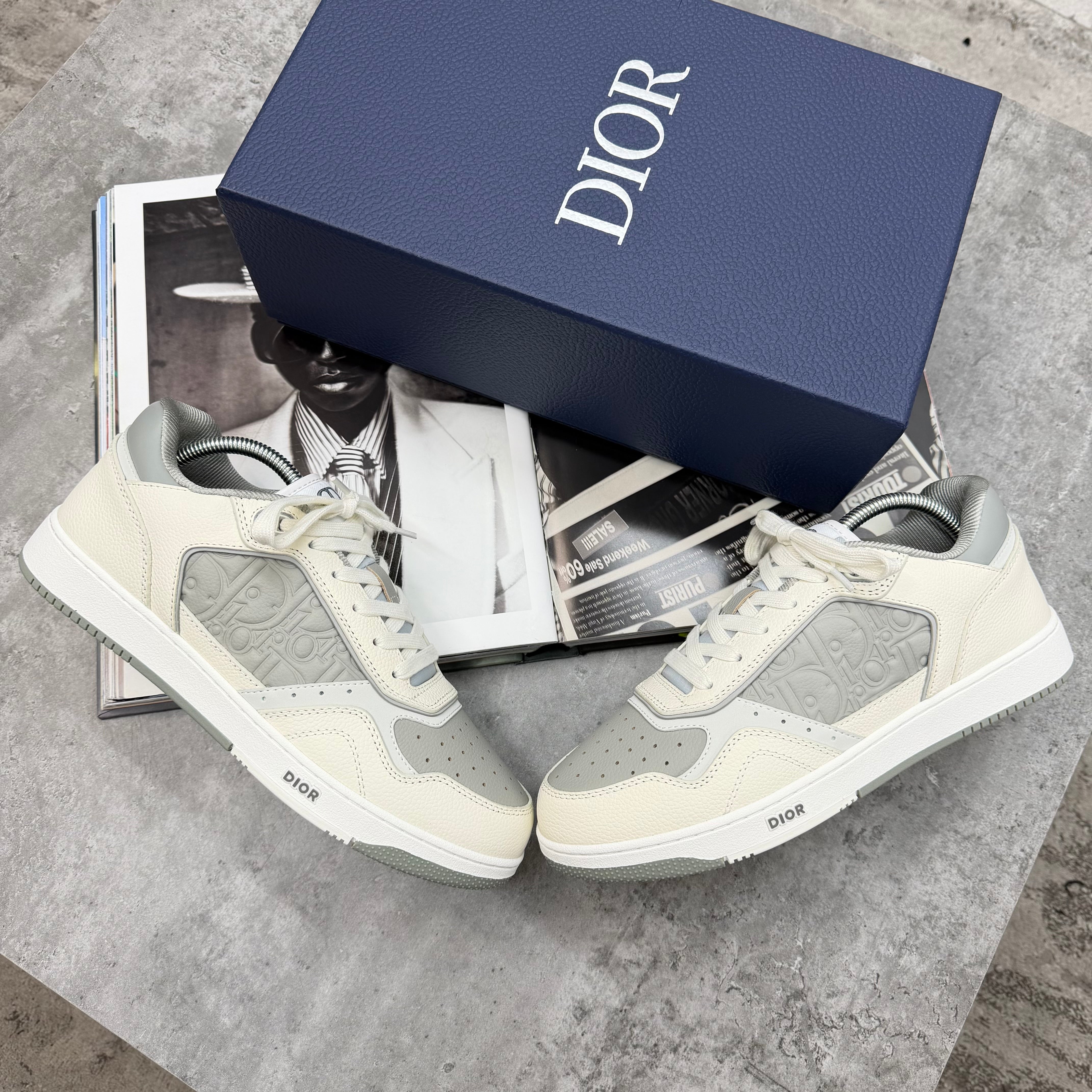 B27 - TRAINERS - CREAM/GREY