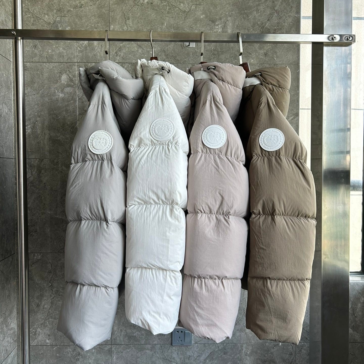 (PRE-ORDER) CG - WOMENS COAT