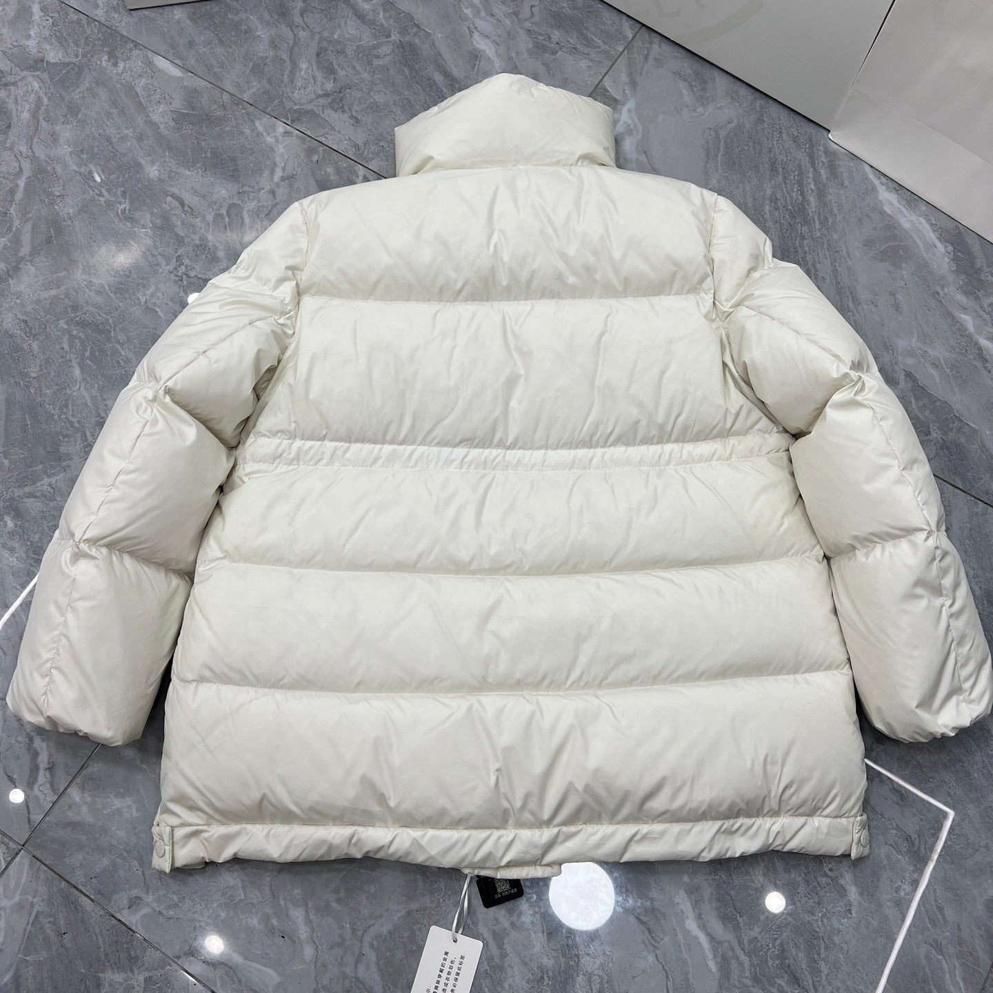 (PRE-ORDER) MNCLR - WOMENS BLACK BADGE COAT