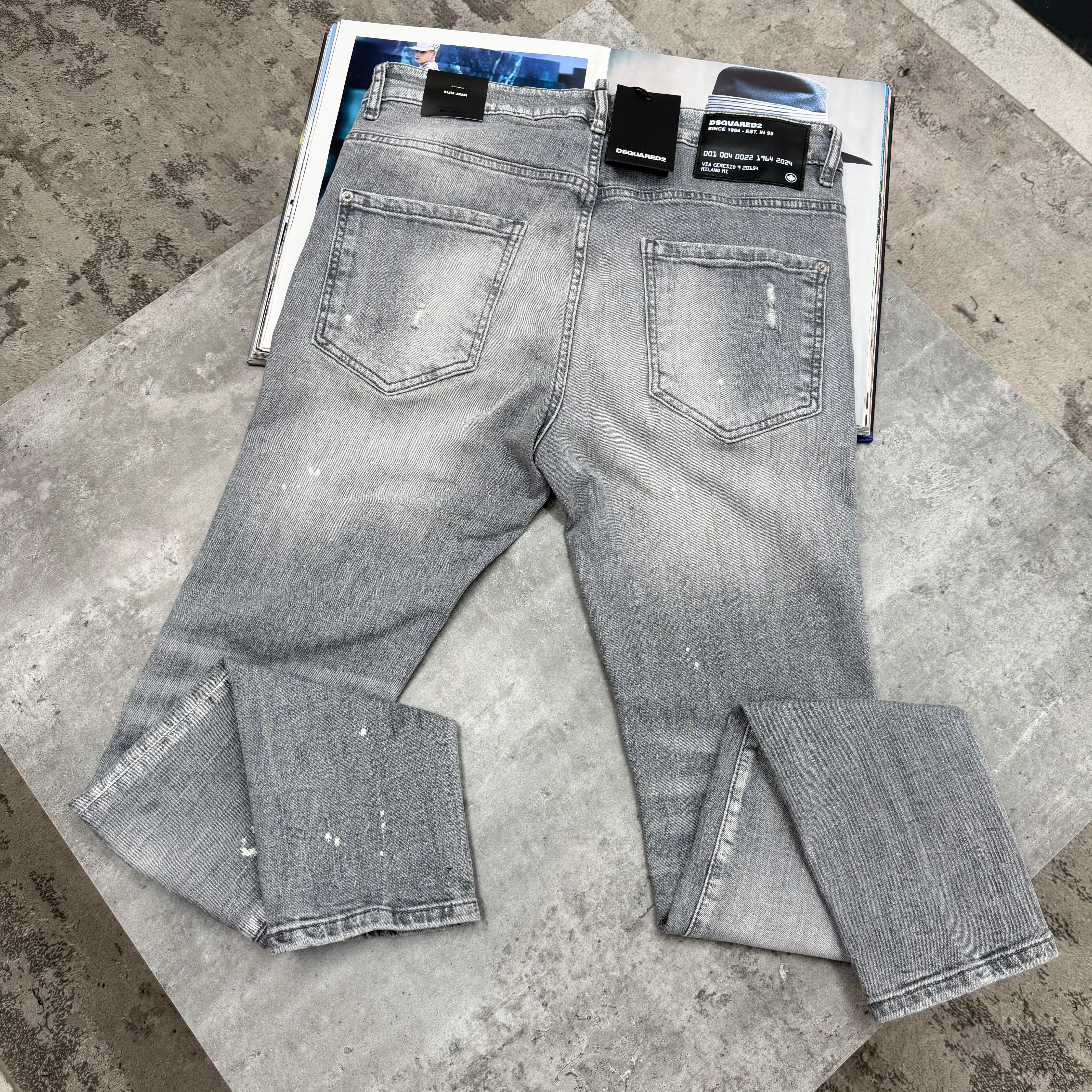 D2 - JEANS - GREY