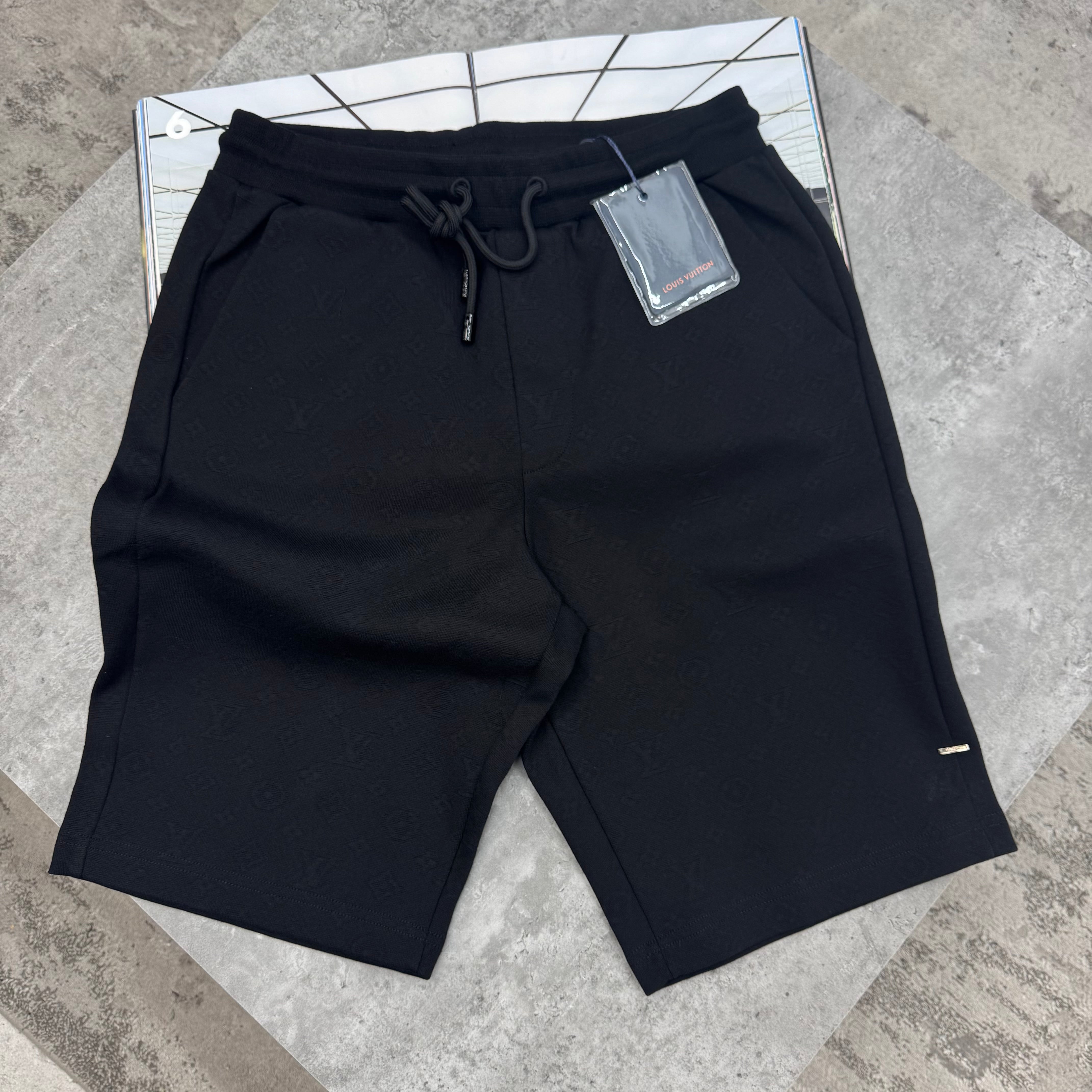 LVE - POCKET SHORTS - BLACK