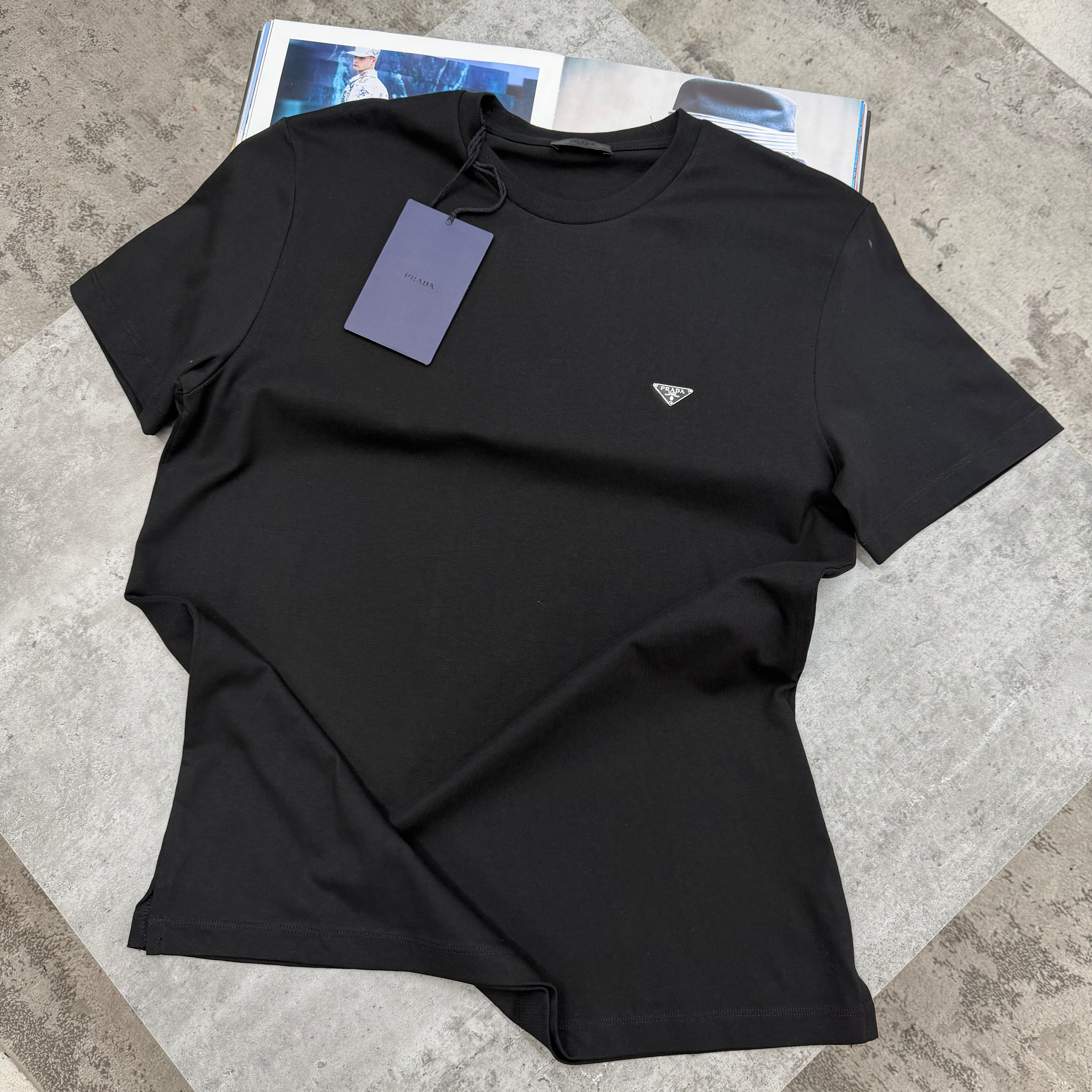 PDA - SMALL BADGE T-SHIRT - BLACK