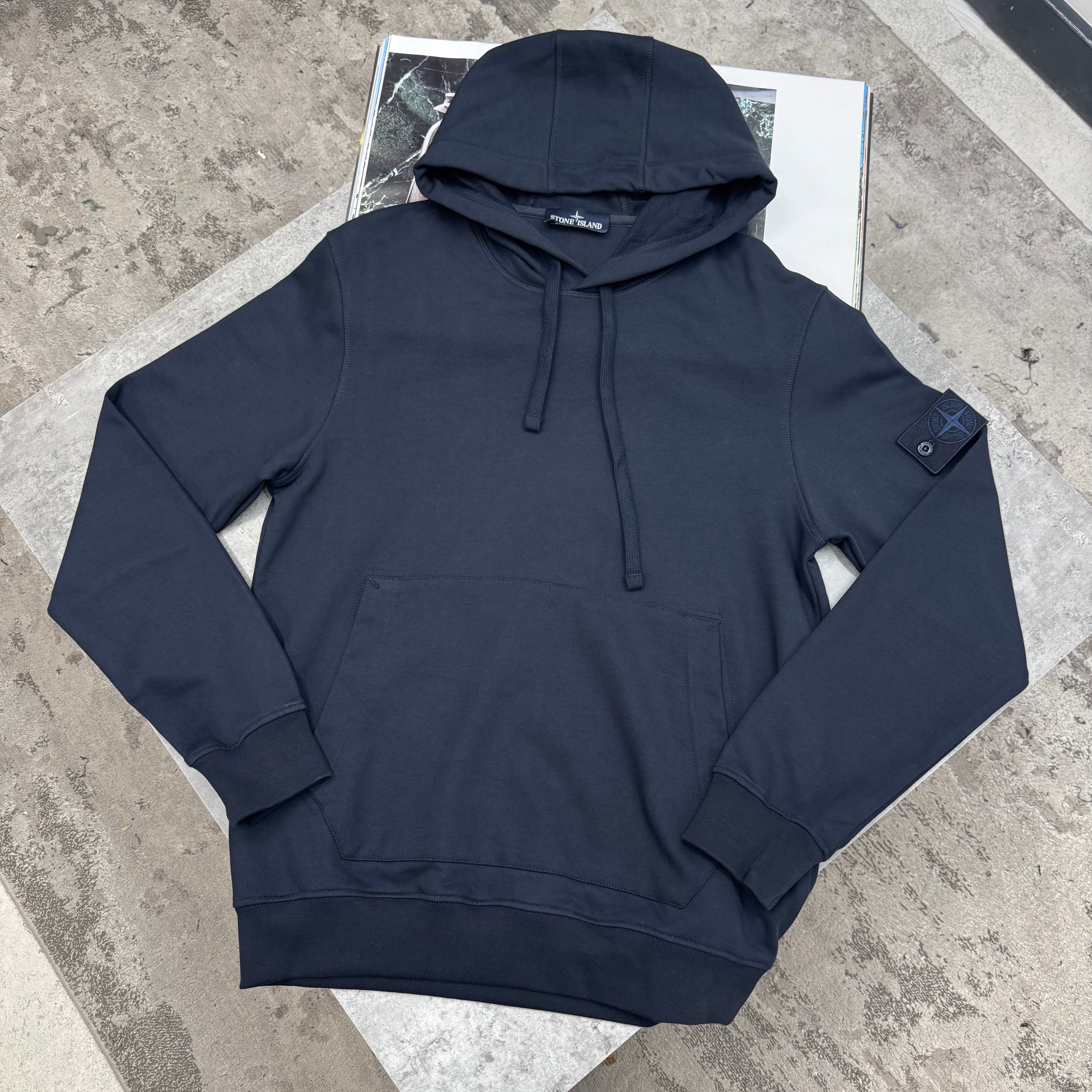 SI - GHOST BADGE HOODIE - NAVY