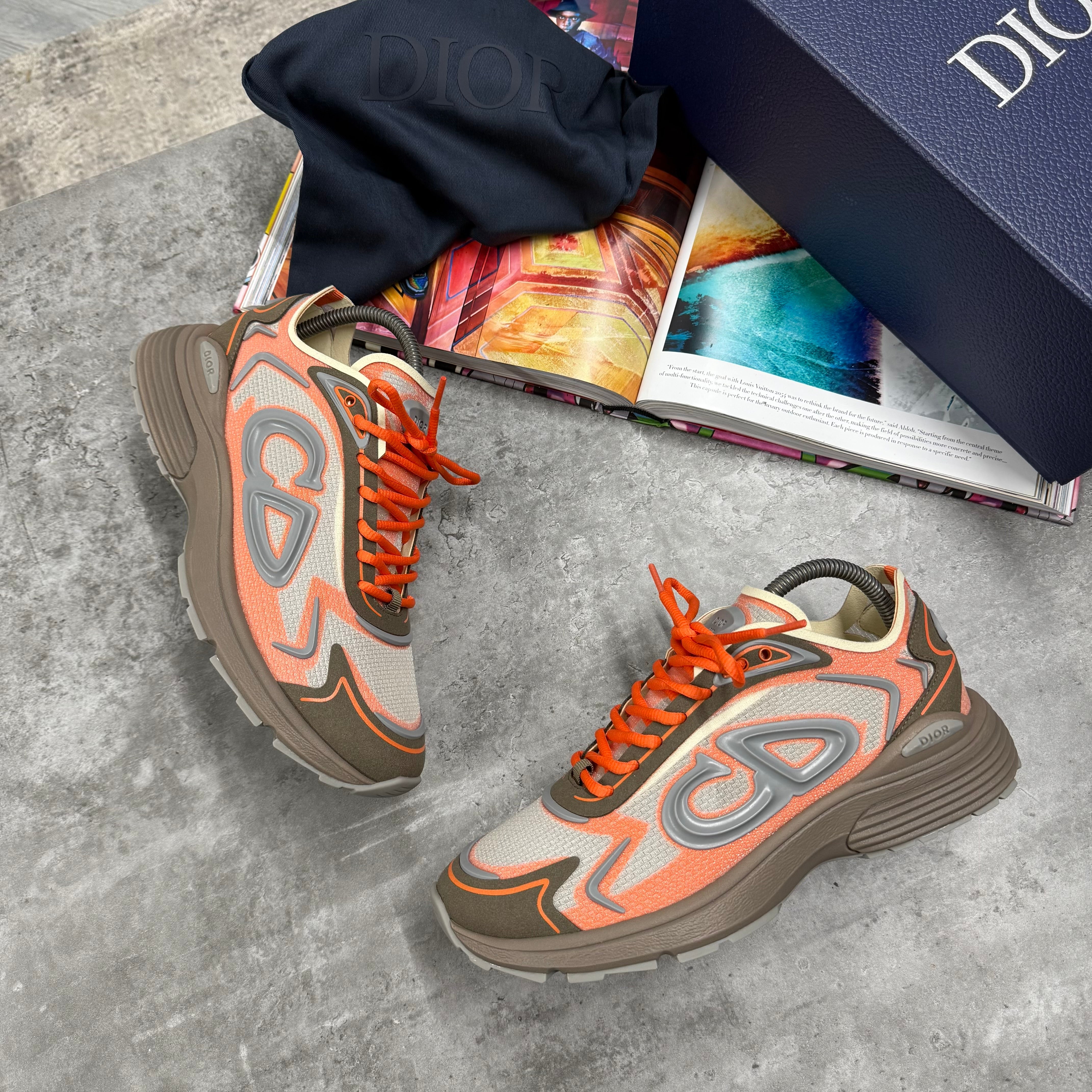 B30 TRAINER - ORANGE FROST