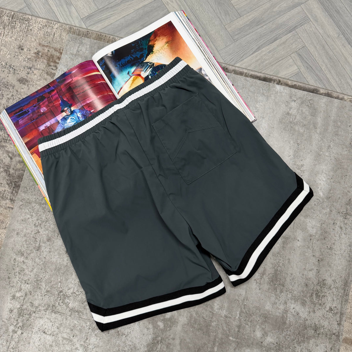 RHU SHORTS - ANTHRACITE