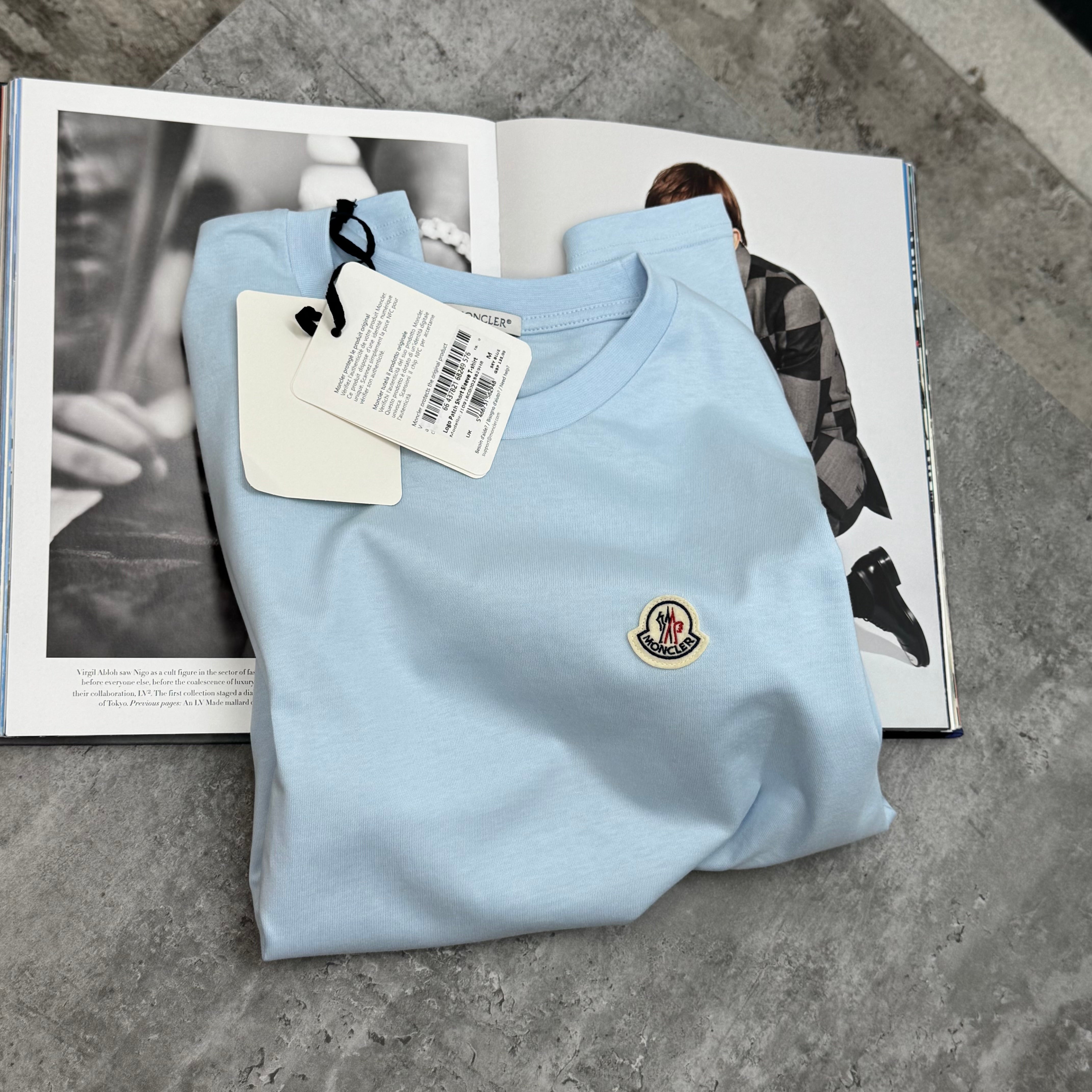 PLAIN LOGO T-SHIRT - LIGHT BLUE