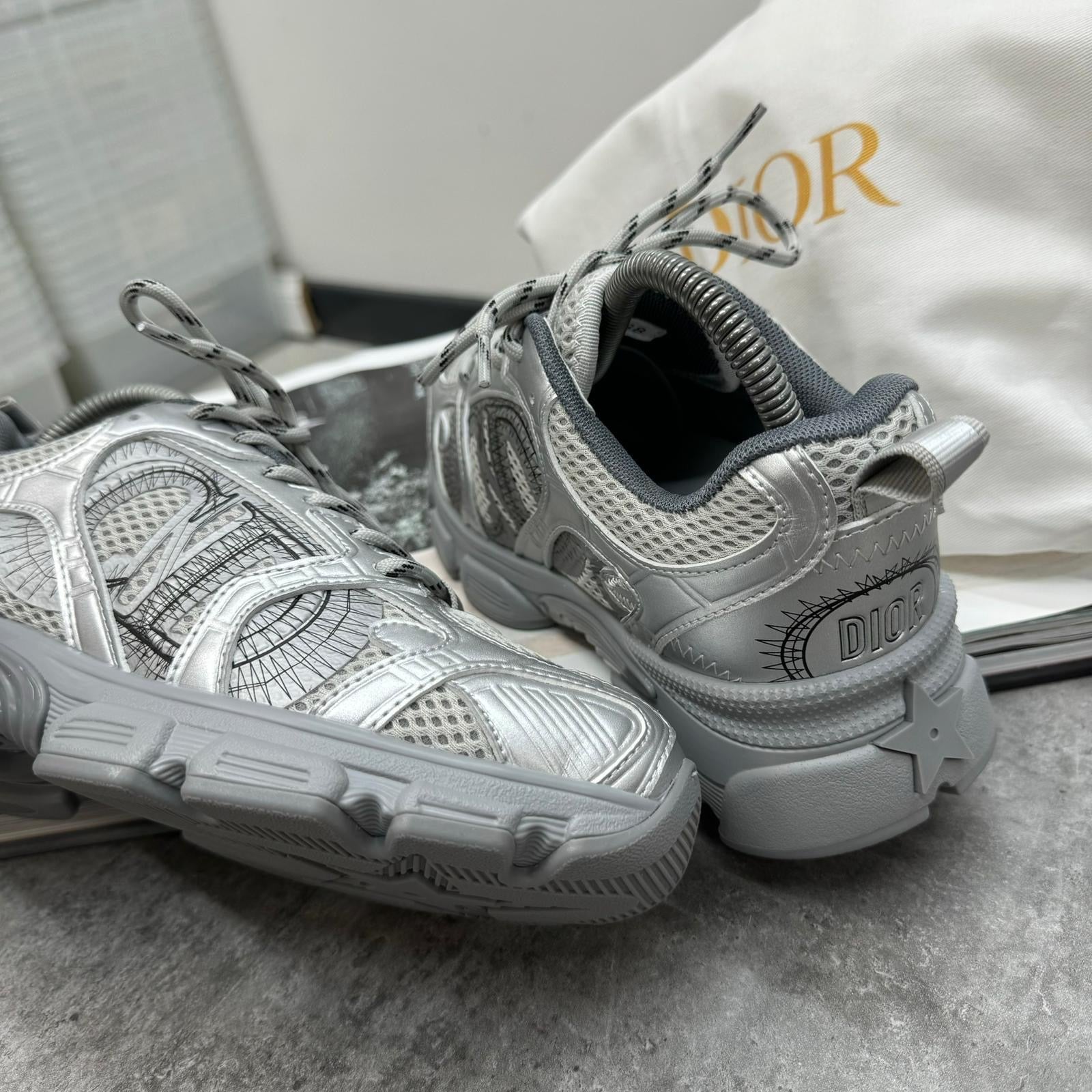 WOMENS CD CHRONO TRAINERS - SILVER