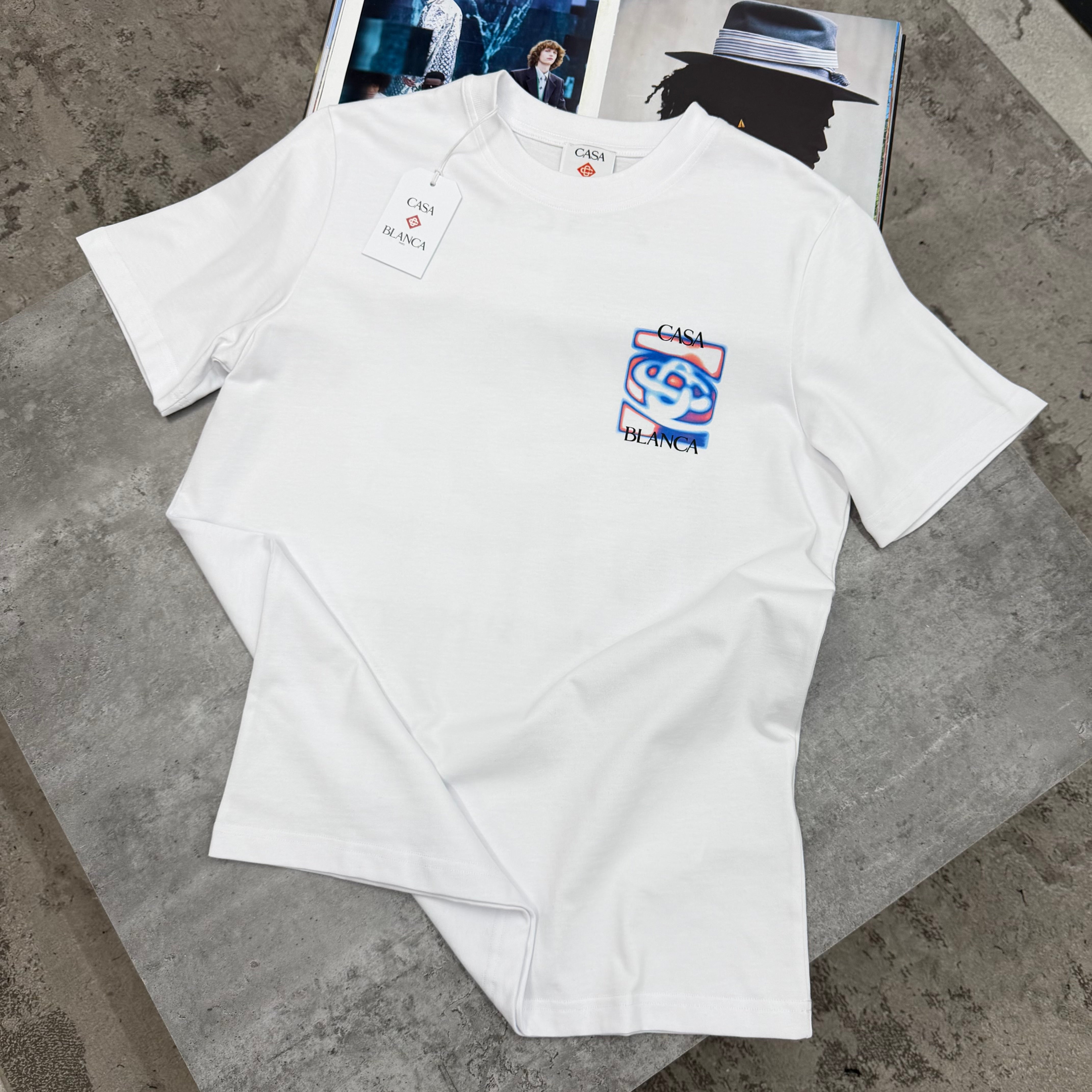 T-SHIRT - WHITE