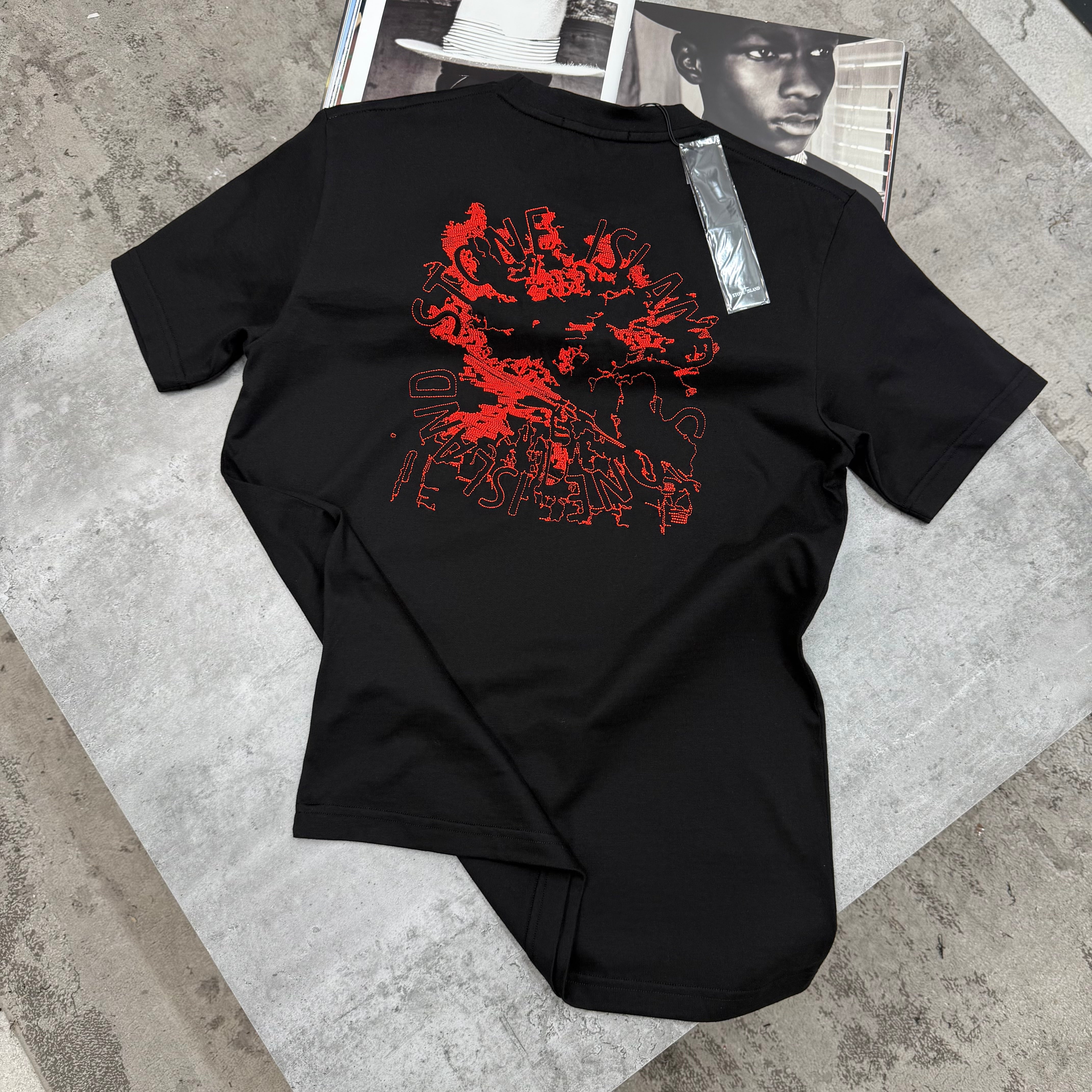 SI - EMBROIDERED T-SHIRT - BLACK