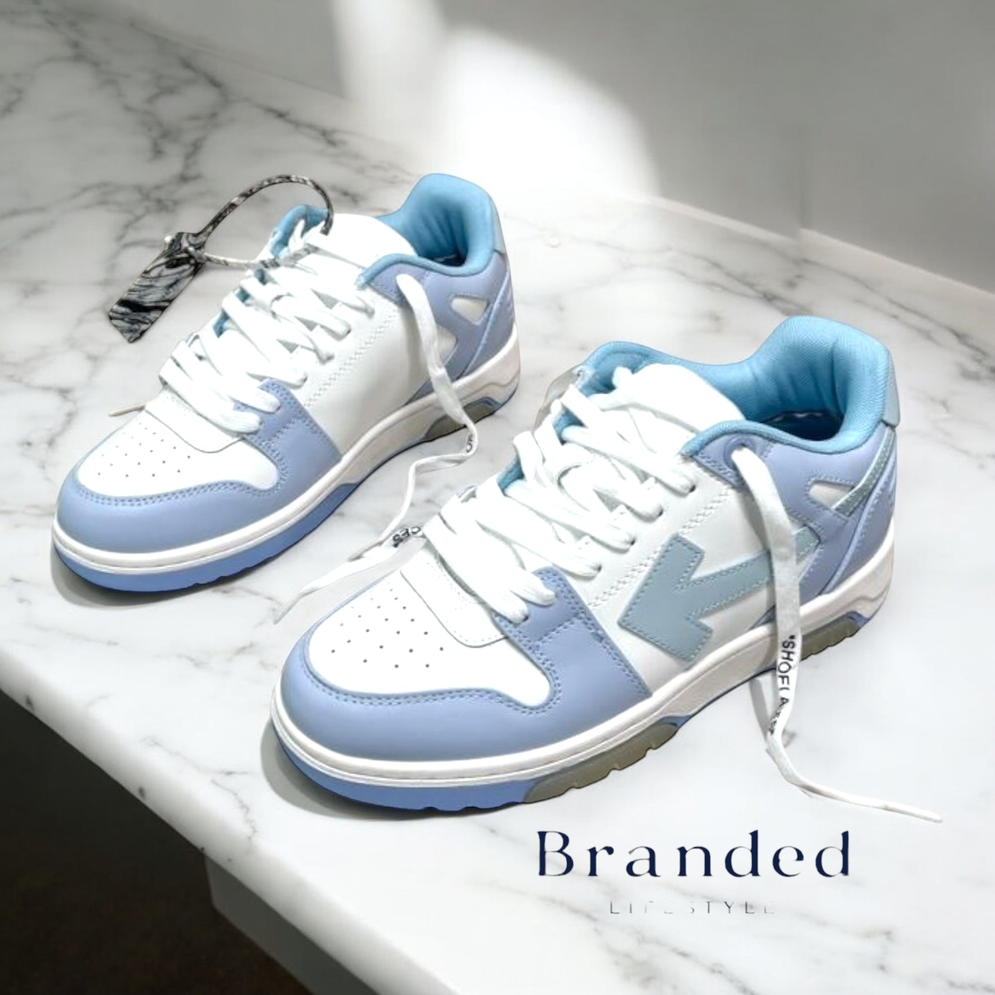 (PRE-ORDER) OW - OUT OF OFFICE TRAINER