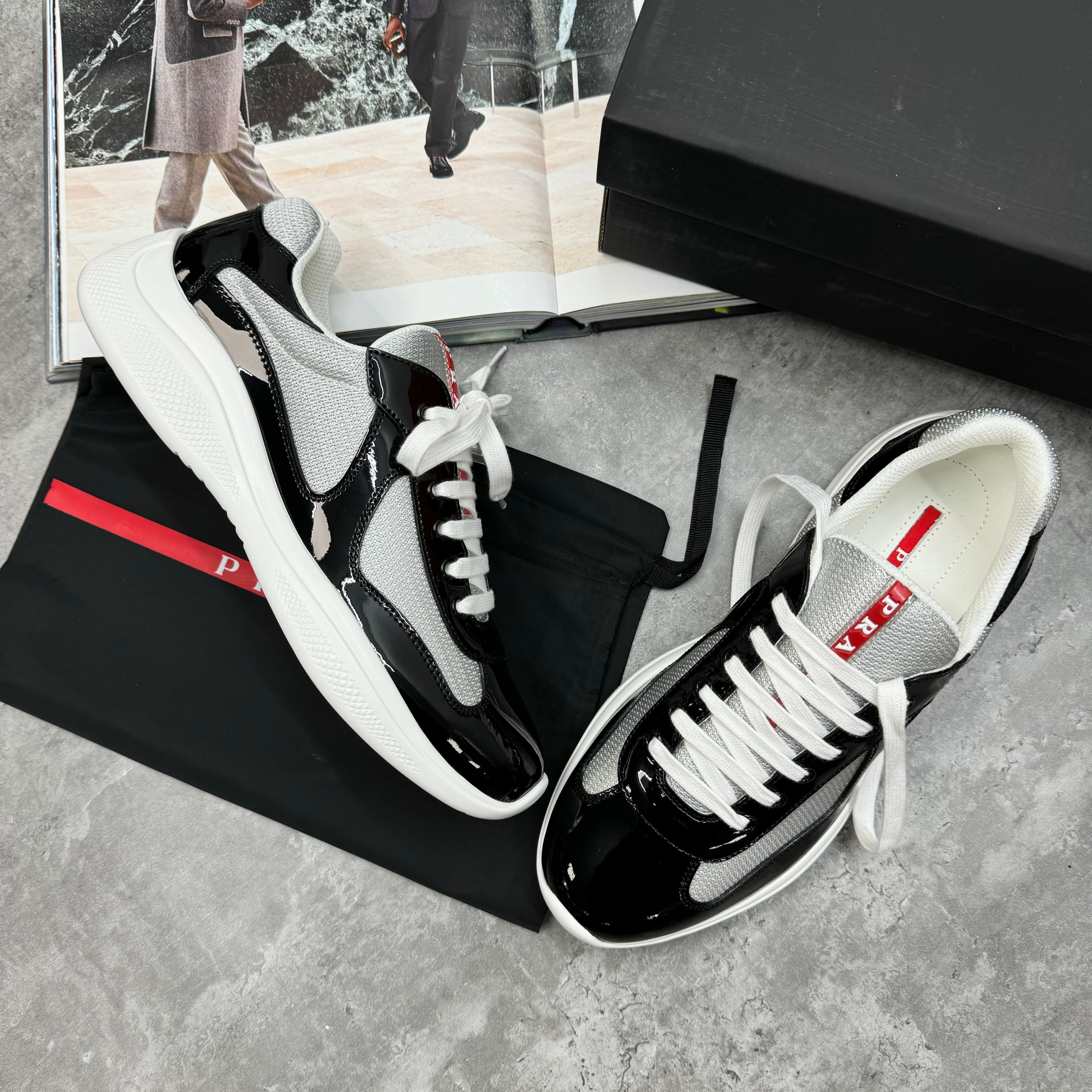 (PRE-ORDER) PDA - TRAINERS - BLACK