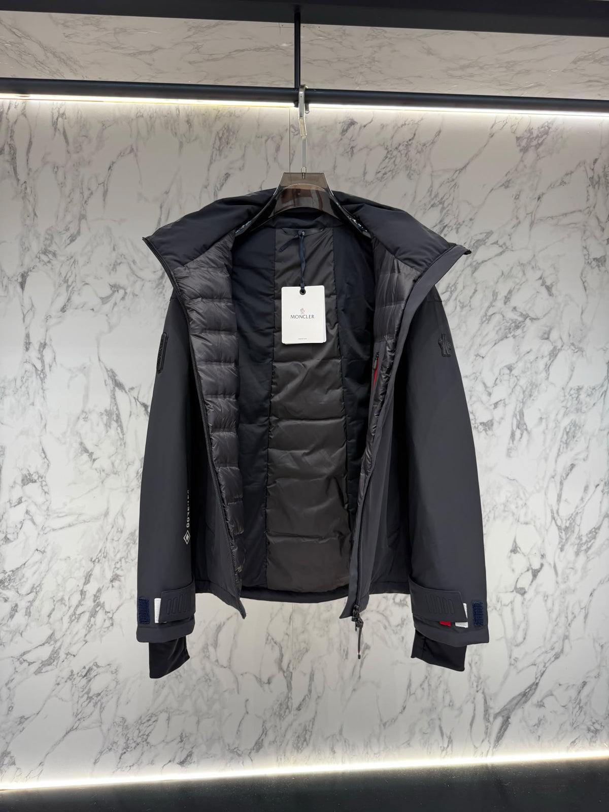 MNCLR TECH COAT BLACK - (PRE ORDER)