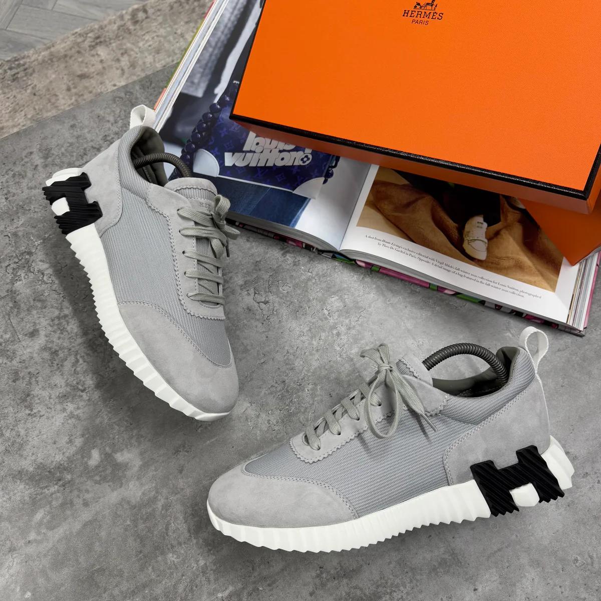 (PRE-ORDER) HME - TRAINER - GRAY