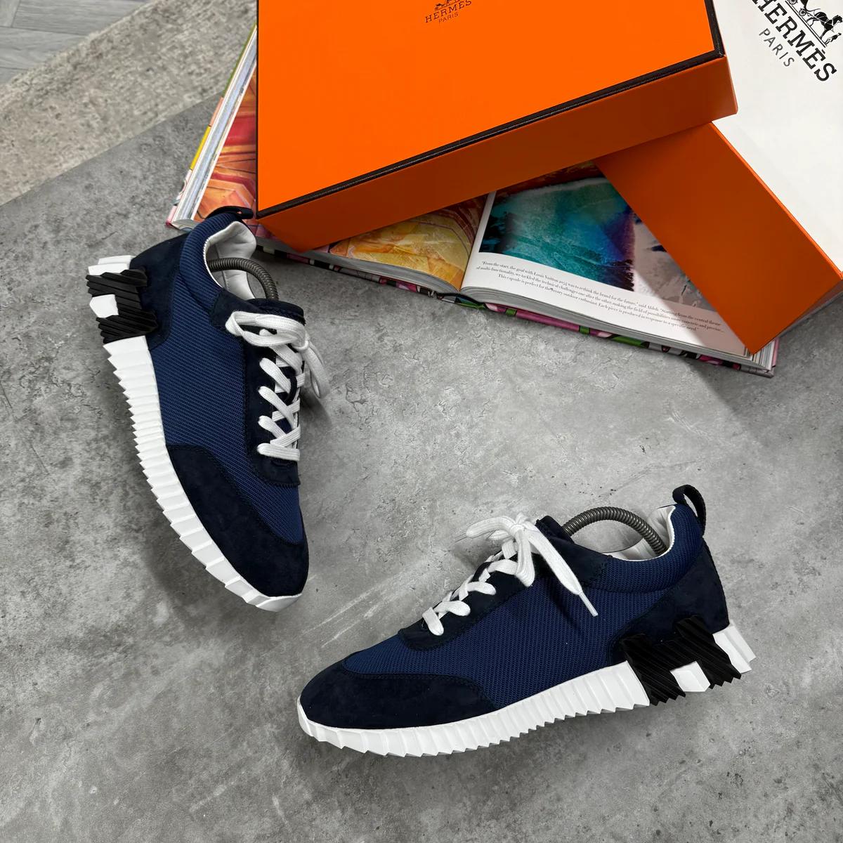 (PRE-ORDER) HME - TRAINER - GRAY
