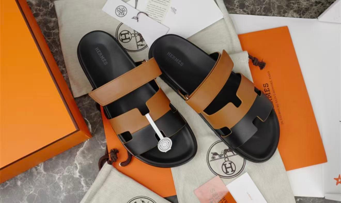 (PRE-ORDER) HMES - SLIDES - BROWN/BLACK