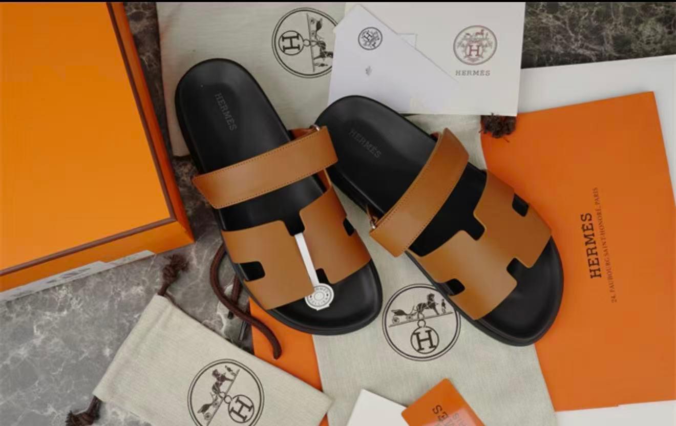 (PRE-ORDER) HMES - SLIDES - BROWN