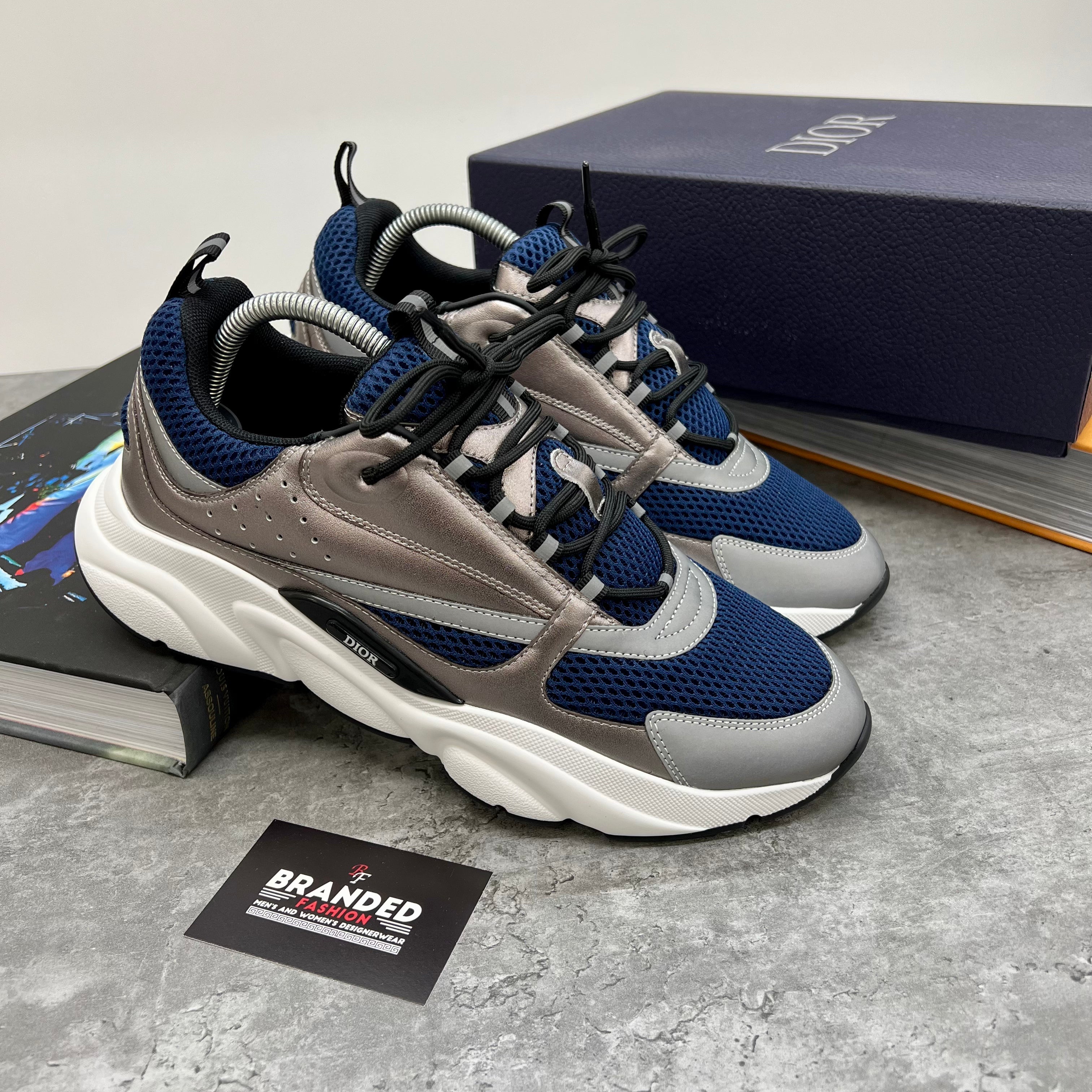 (PRE-ORDER) B22 TRAINER - SILVER / NAVY