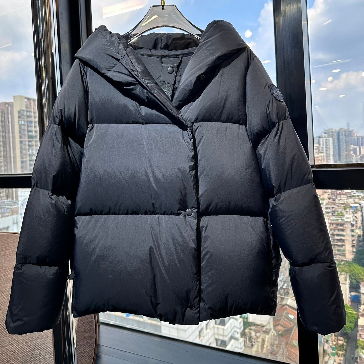 (PRE-ORDER) CG - WOMENS BLACK BADGE COAT - BLACK