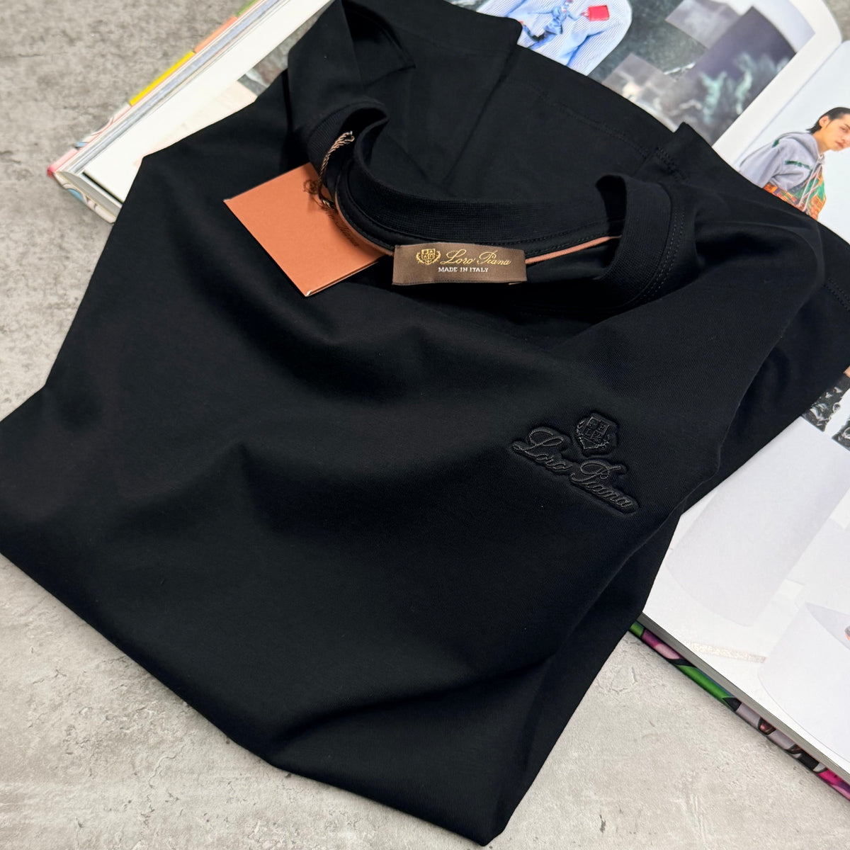 LORO T SHIRT - BLACK