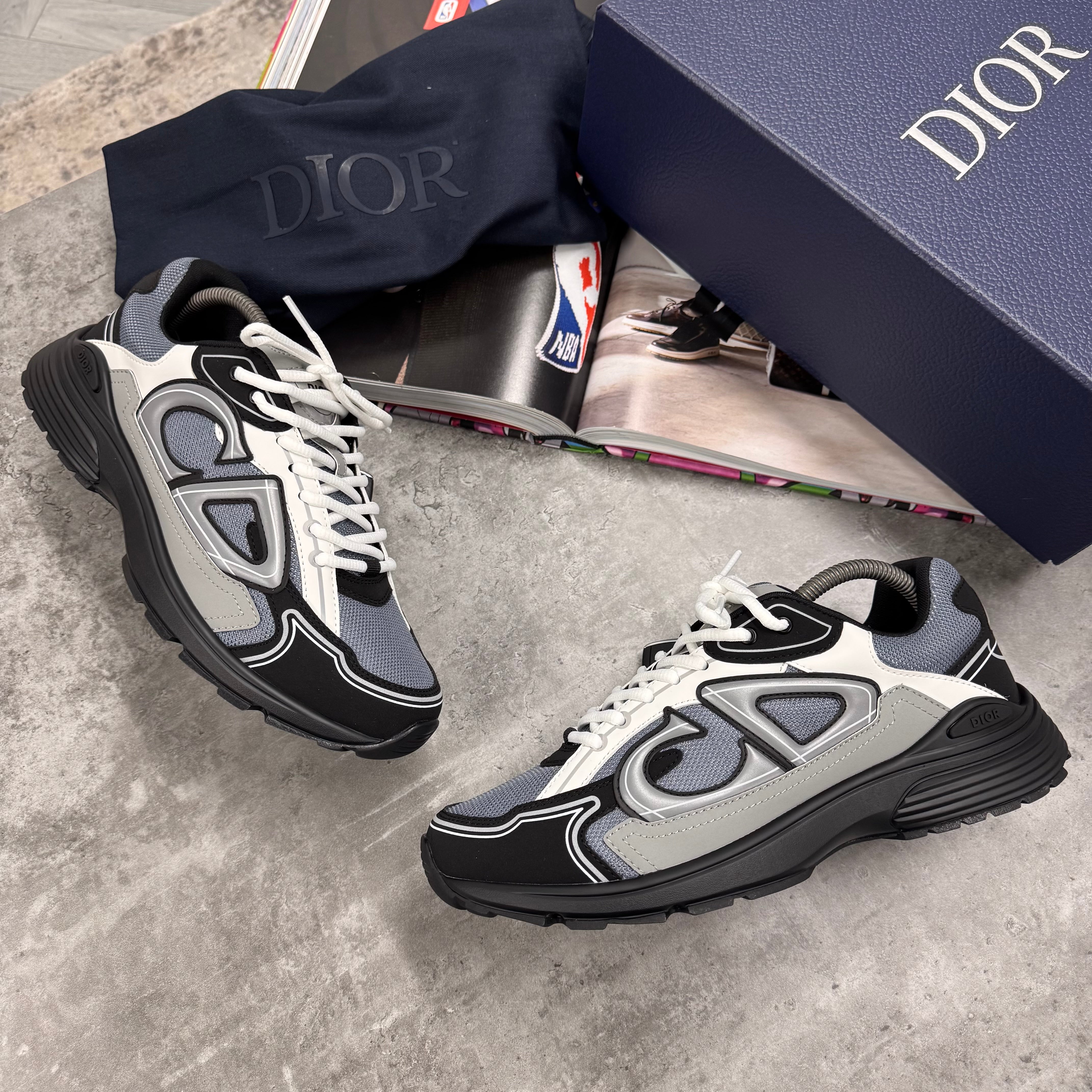 B30 TRAINERS - BLACK / GREY