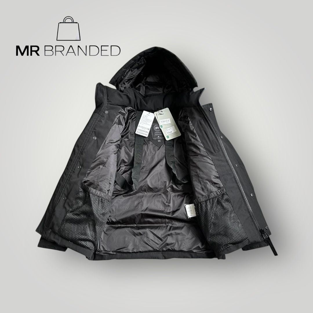 CG - BLACK BADGE FURLESS WYND COAT - BLACK