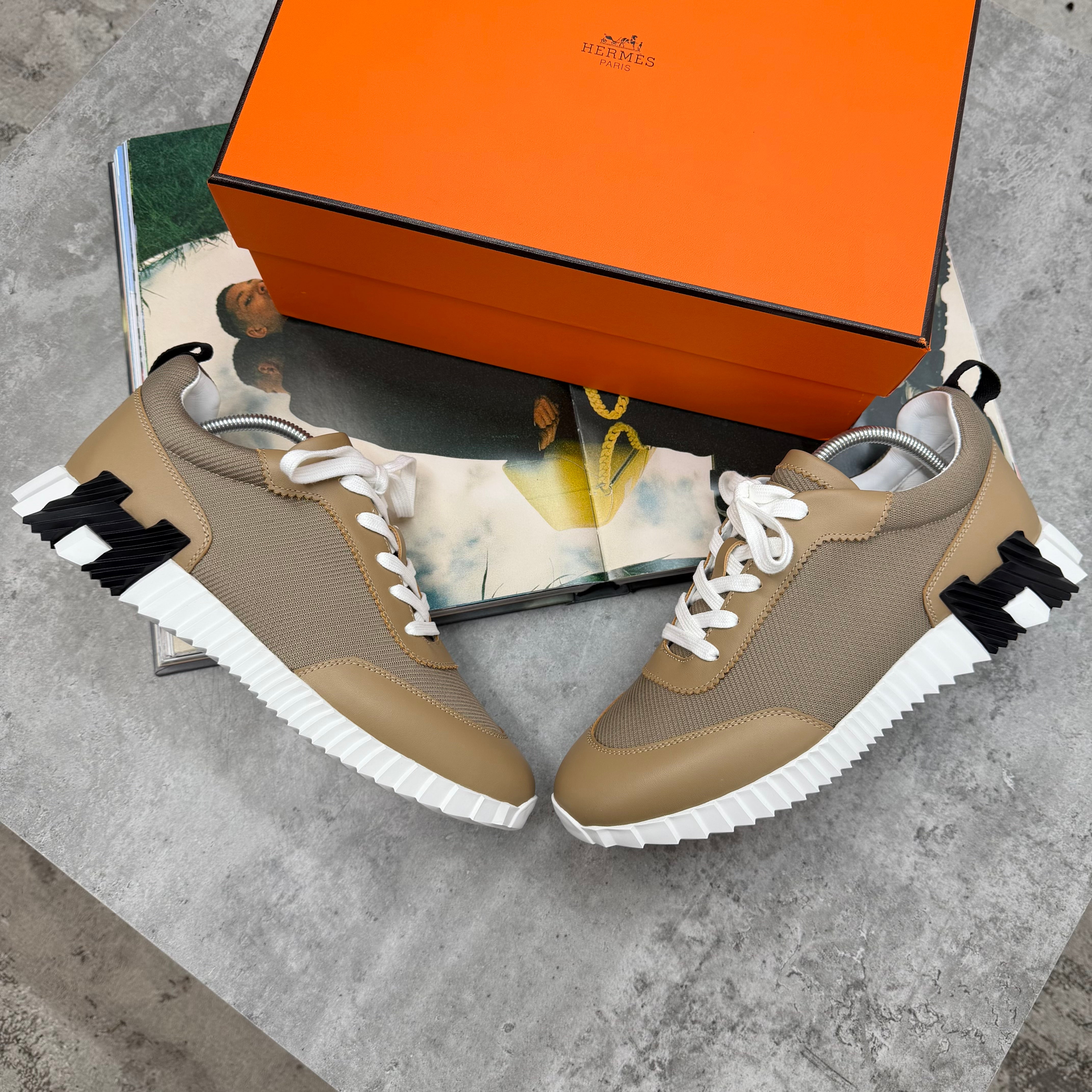 HMES - TRAINERS - CAMEL