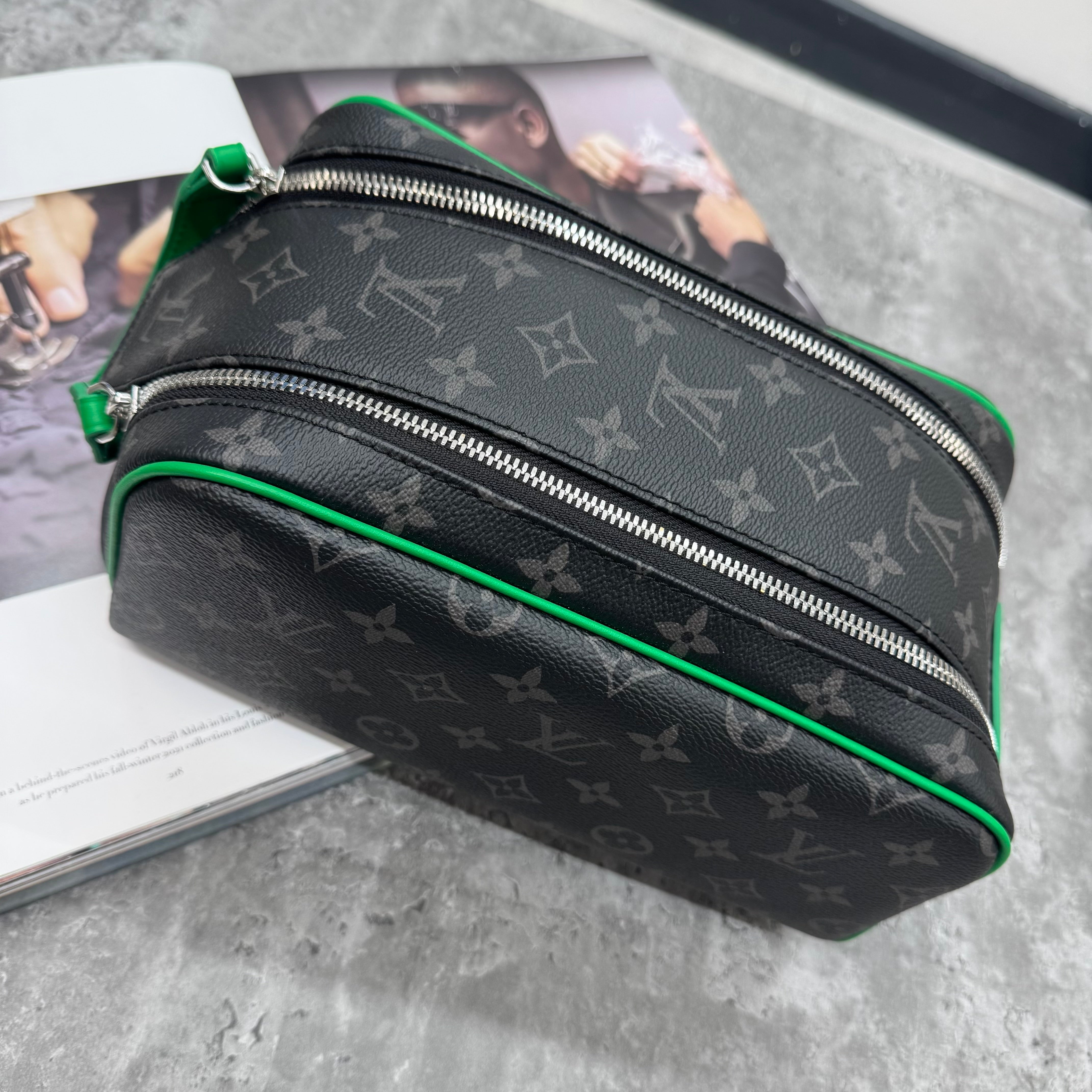 LVE - WASH BAG - GREEN